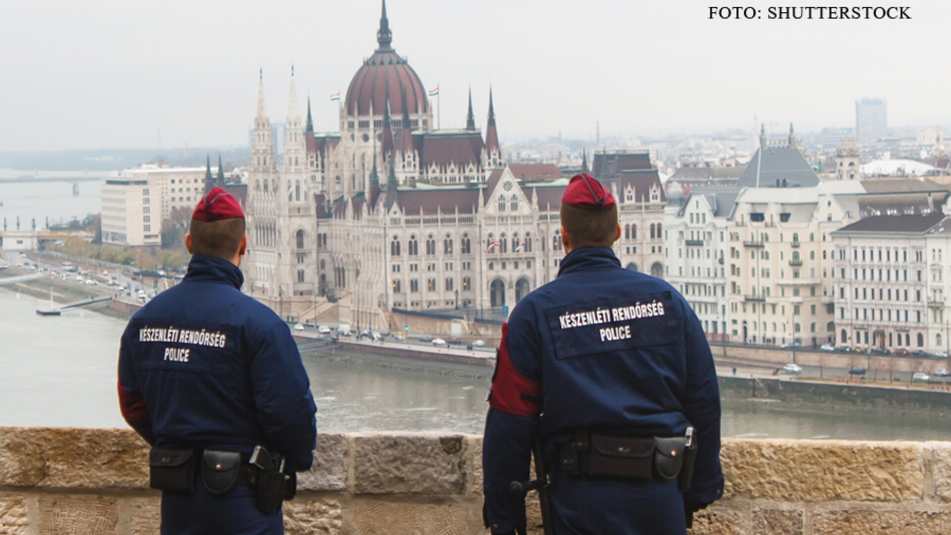 politisti maghiari in Budapesta
