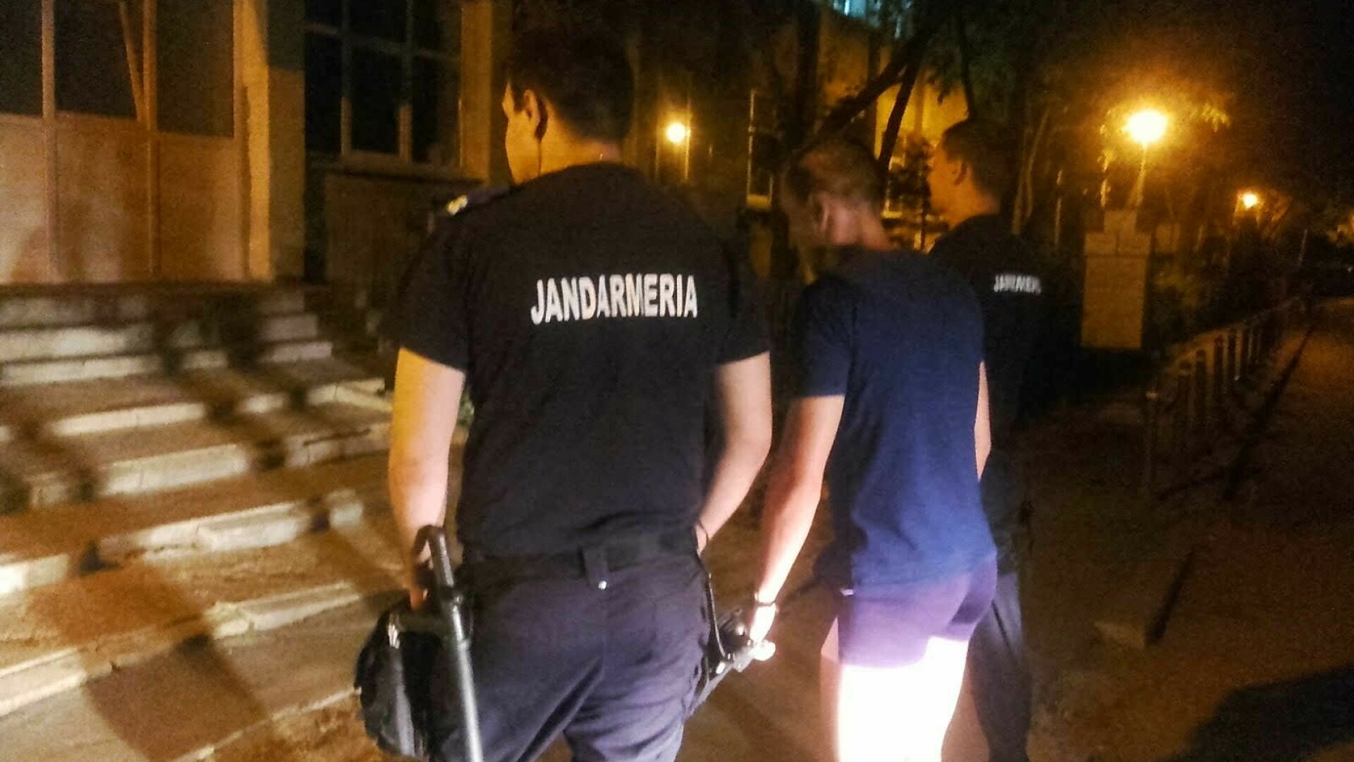 arestat jandarmi