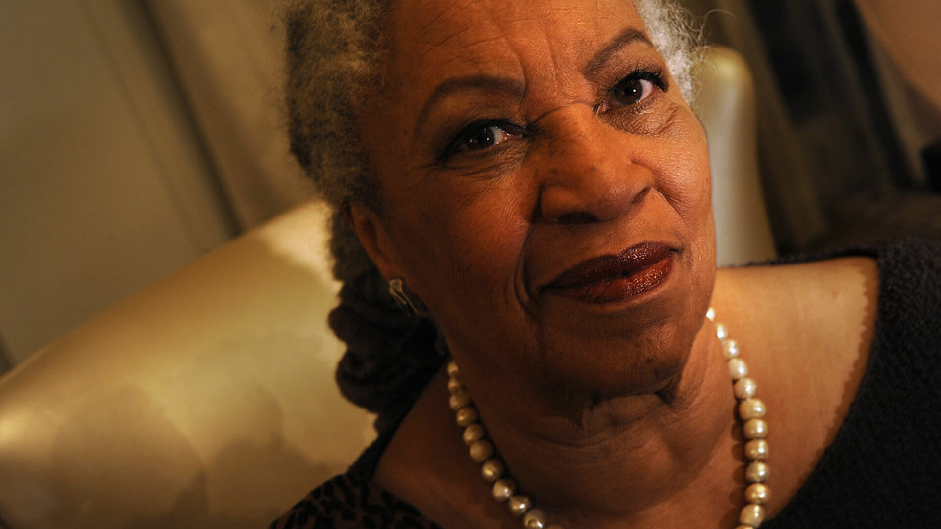 Scriitoarea Toni Morrison a murit. A fost prima femeie de culoare laureată cu premiul Nobel - 3