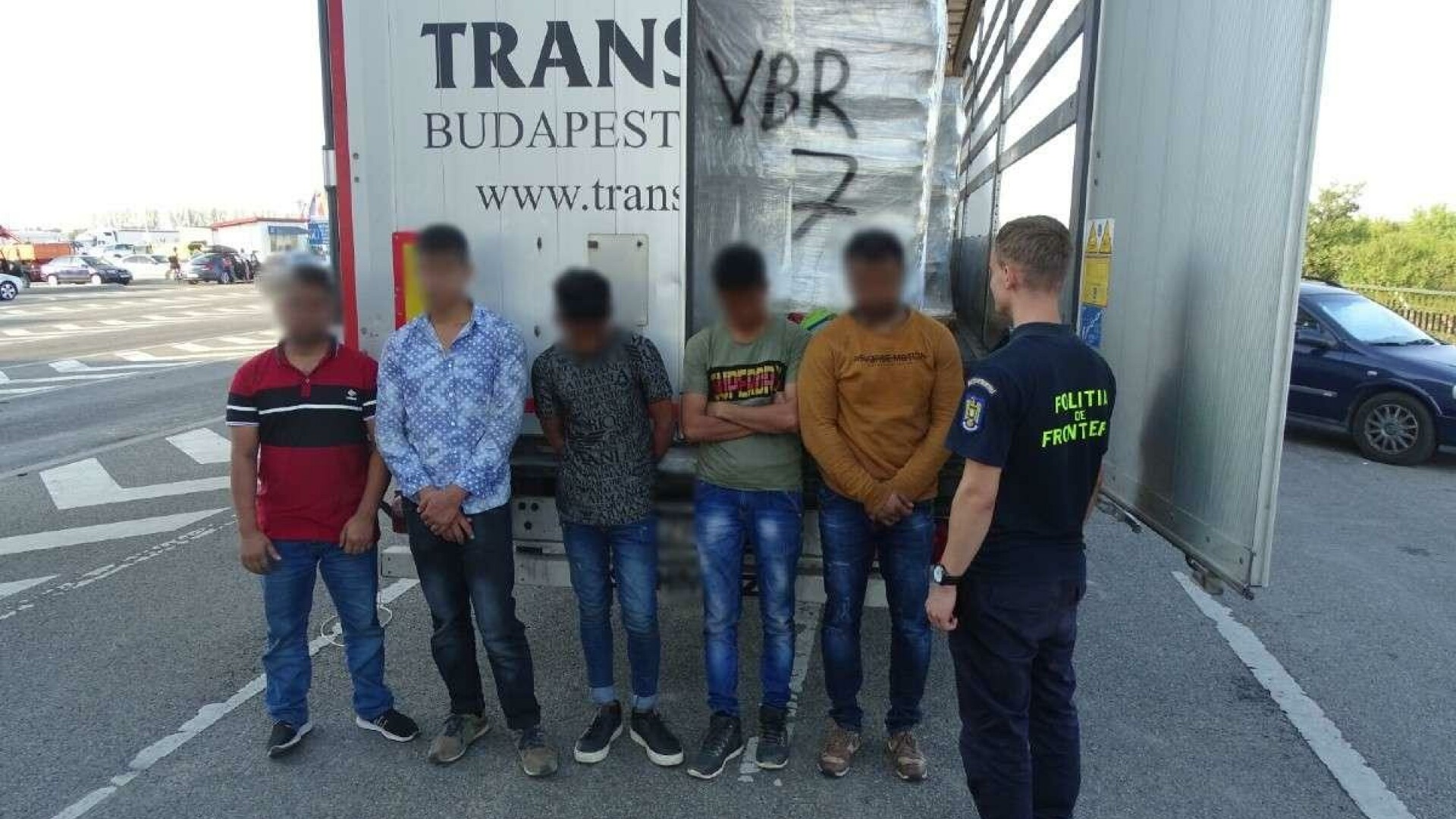 Imigranți din Bangladesh și India, reținuți în timp ce încercau să intre ilegal în România
