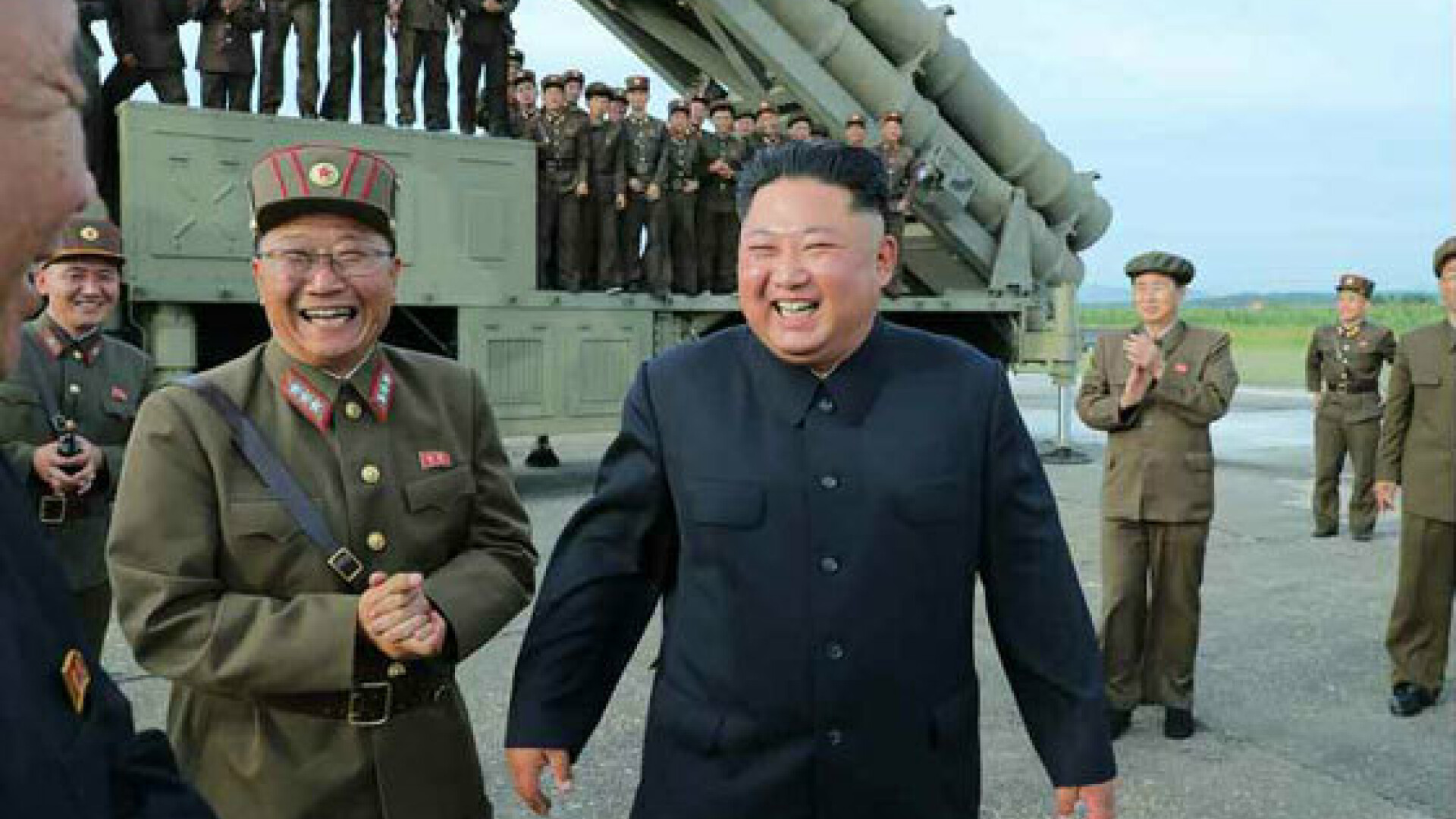 Test al unui lansator multiplu de rachete, in Coreea de Nord - 3