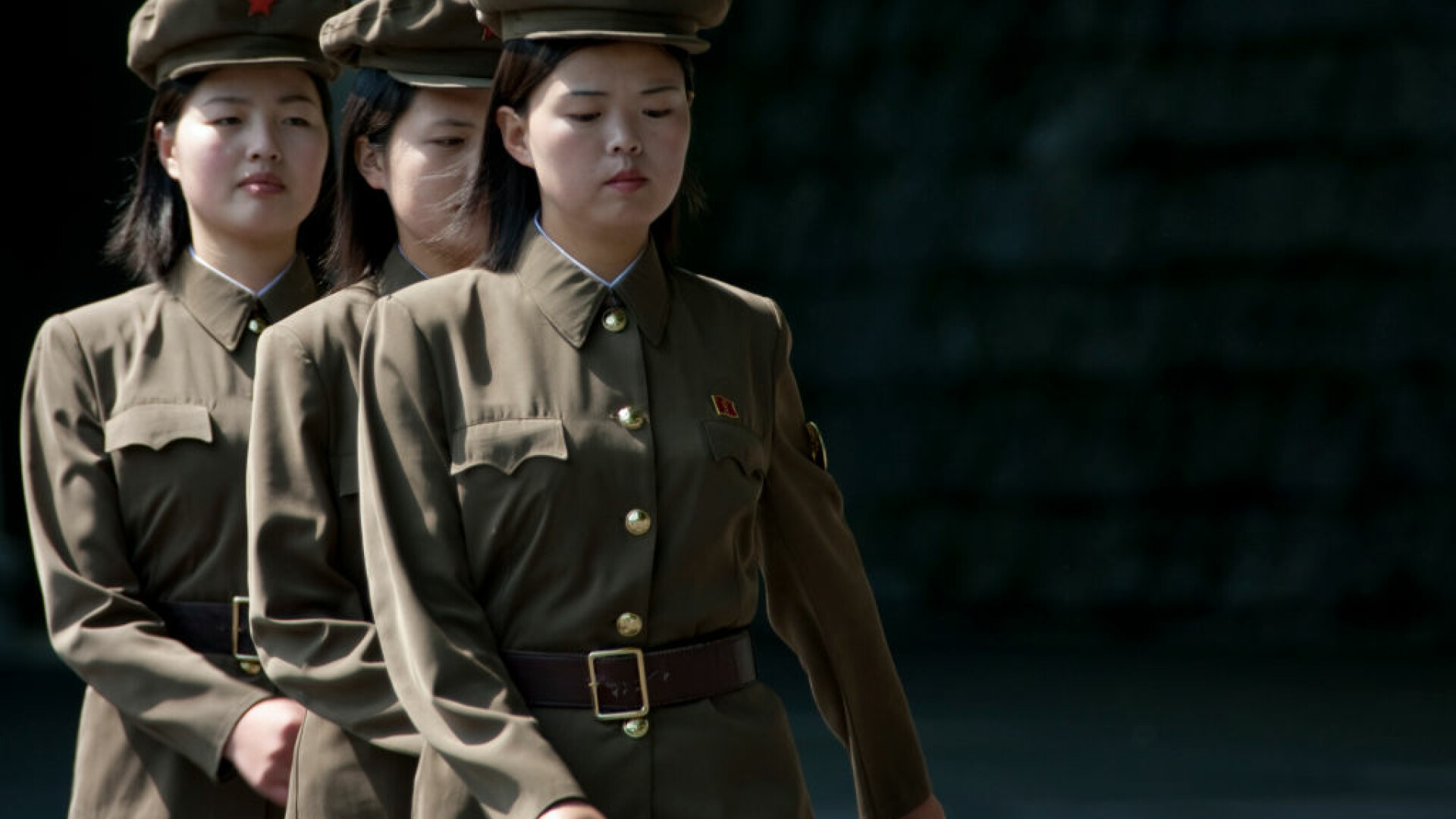tinere in armata nord-coreeana