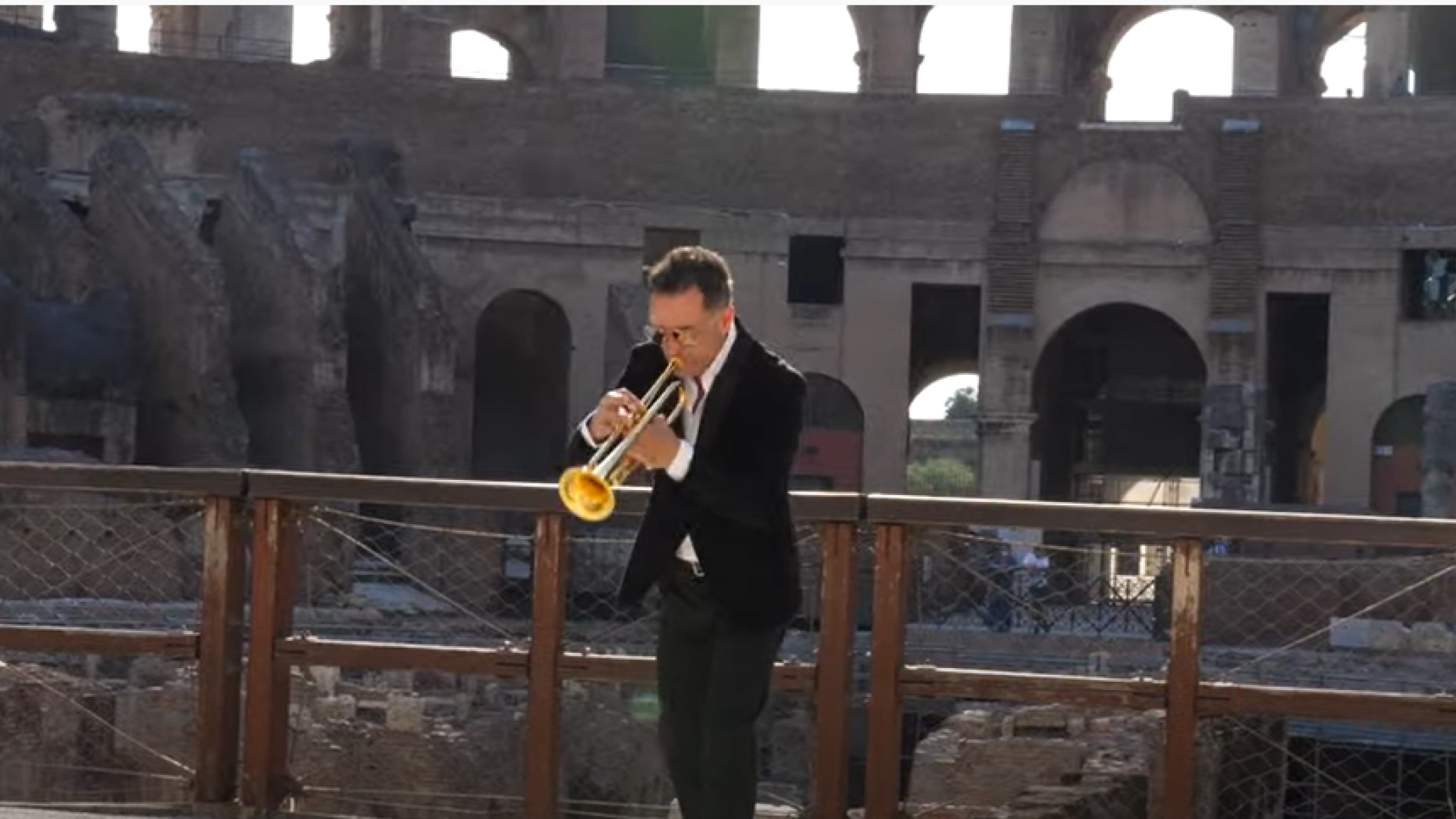 VIDEO ”Colosseo”, opera singurului artist român căruia autoritățile italiene i-au permis să filmeze în Colosseum