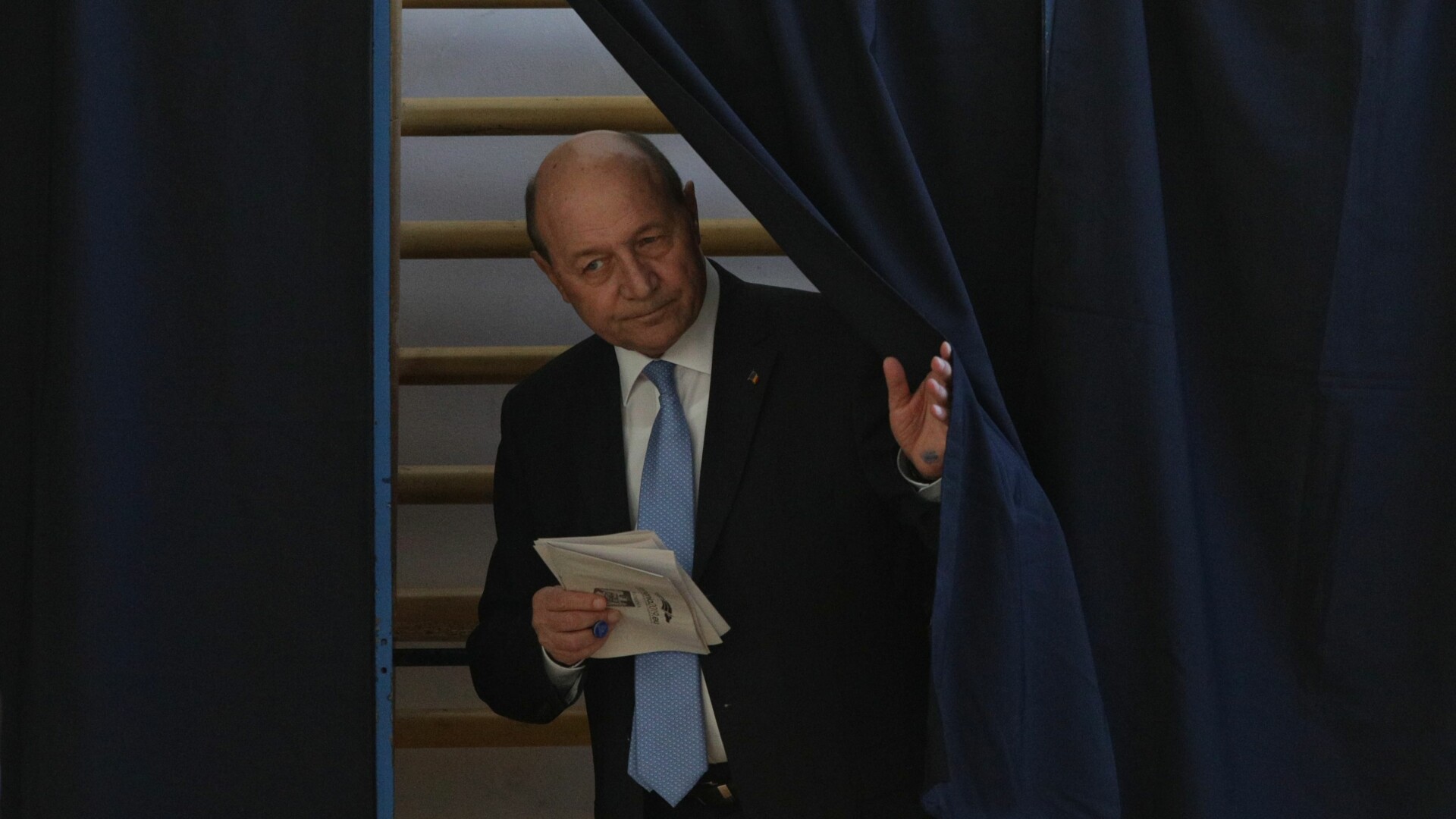 Traian Băsescu își depune candidatura pentru Primăria Capitalei. ”Fiecare are șansa lui”
