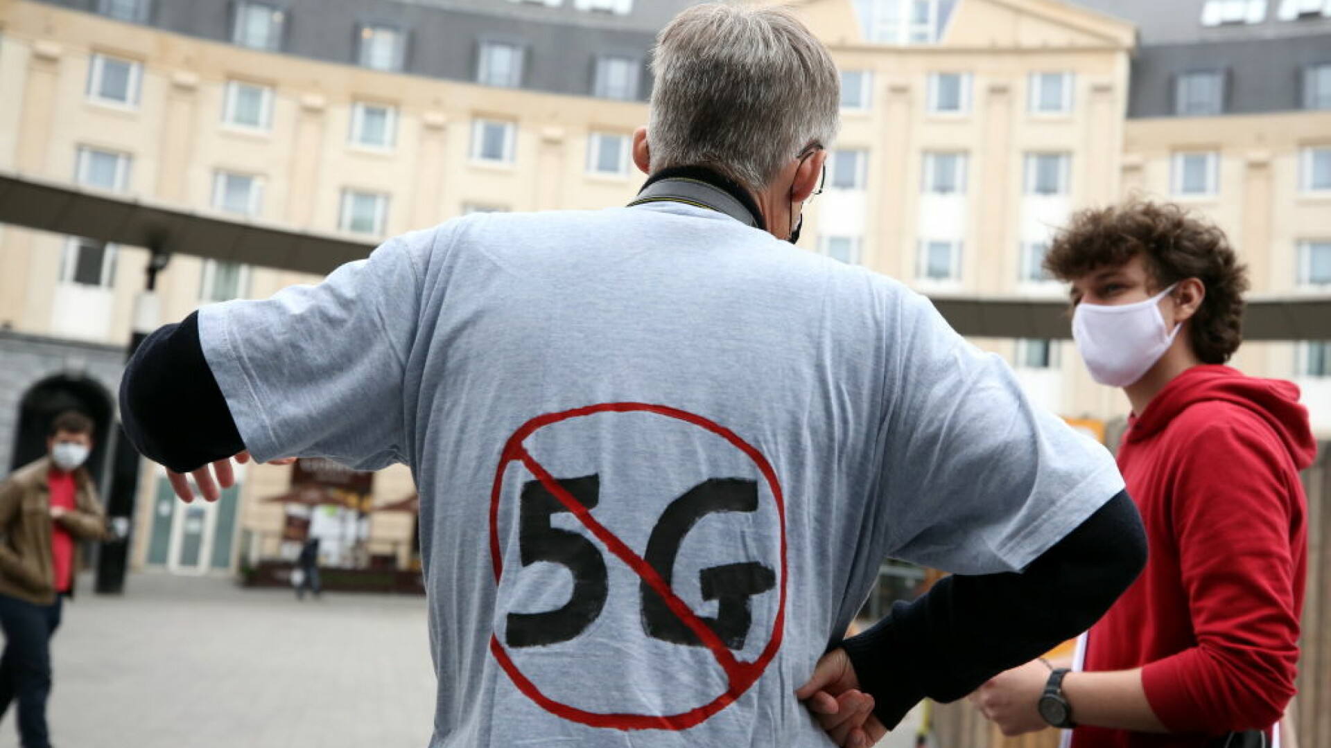 Academia Română a șters de pe site documentul în care spunea că tehnologia 5G are un ”imens potențial de risc asupra vieții”