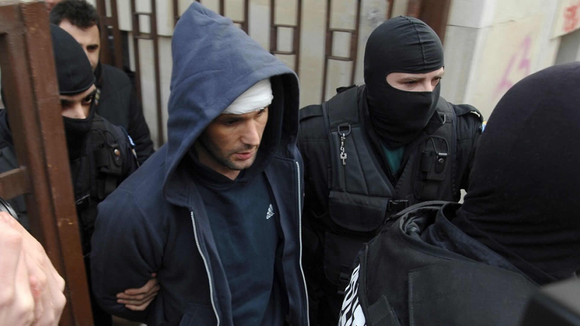 Interlopii Petre Geamănu şi Eugen Preda, arestaţi preventiv pentru camătă și șantaj