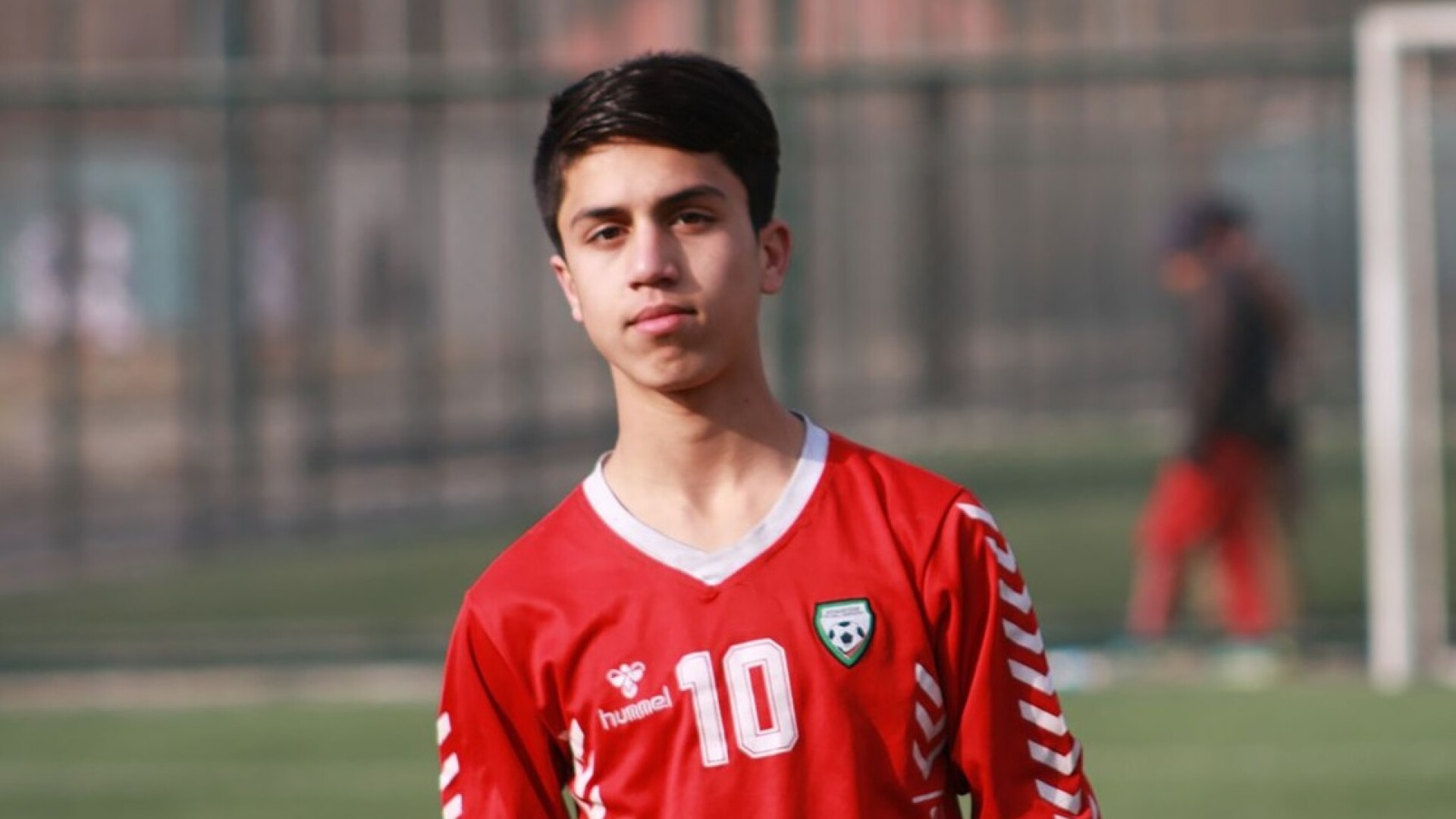 Un fotbalist afgan a murit la vârsta de 19 ani, după ce a căzut dintr-un avion american care decola din Kabul