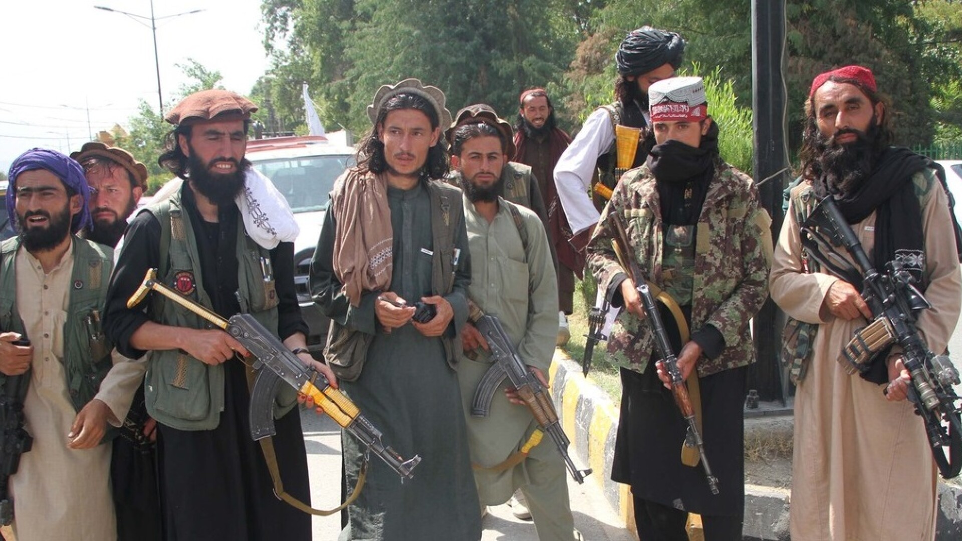 Talibanii au început vânătoarea foștilor colaboratori NATO