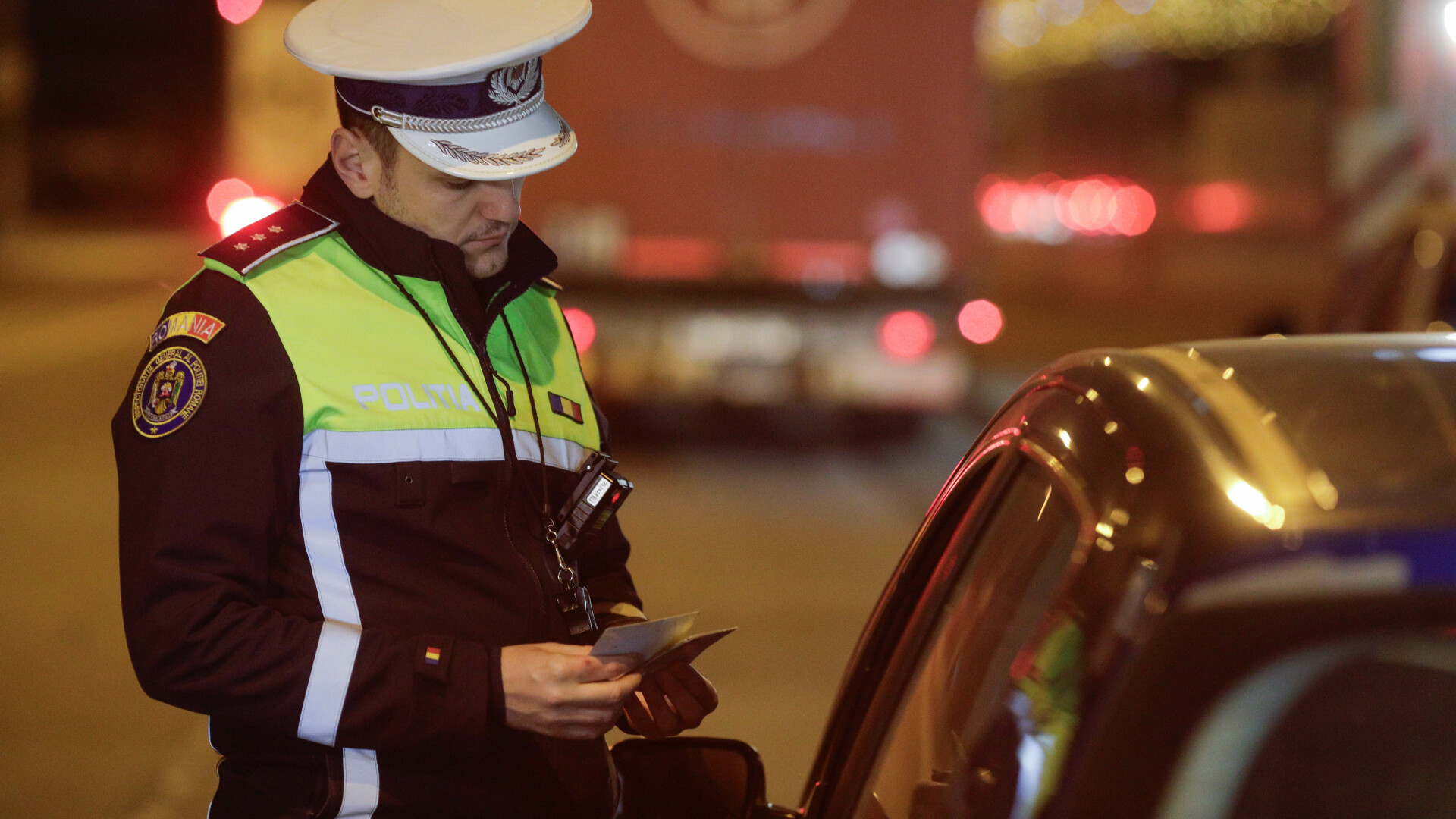 Șoferii care nu își plătesc amenzile de circulație în termen de 90 de zile ar putea rămâne fără permis