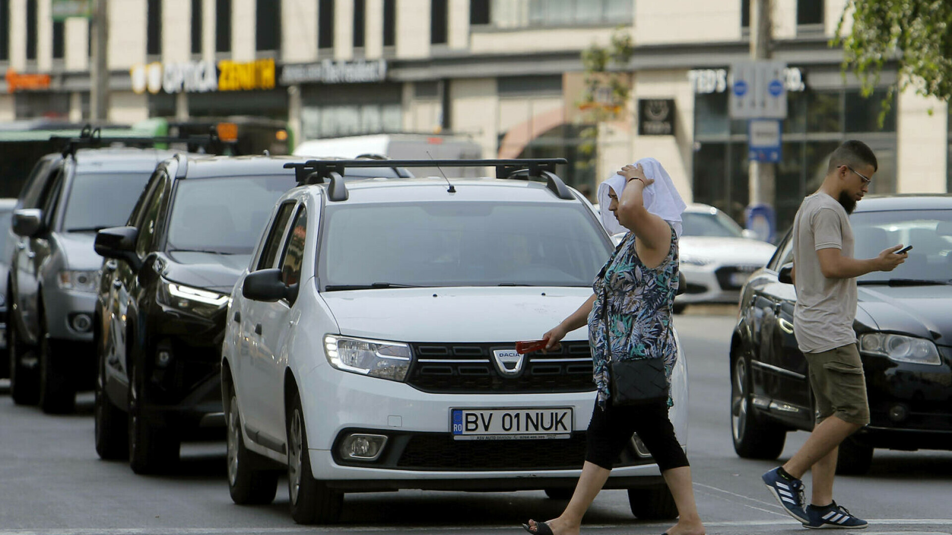 Vremea azi, 5 iunie. Val de căldură și disconfort termic în aproape toată țara. Unde vor fi furtuni