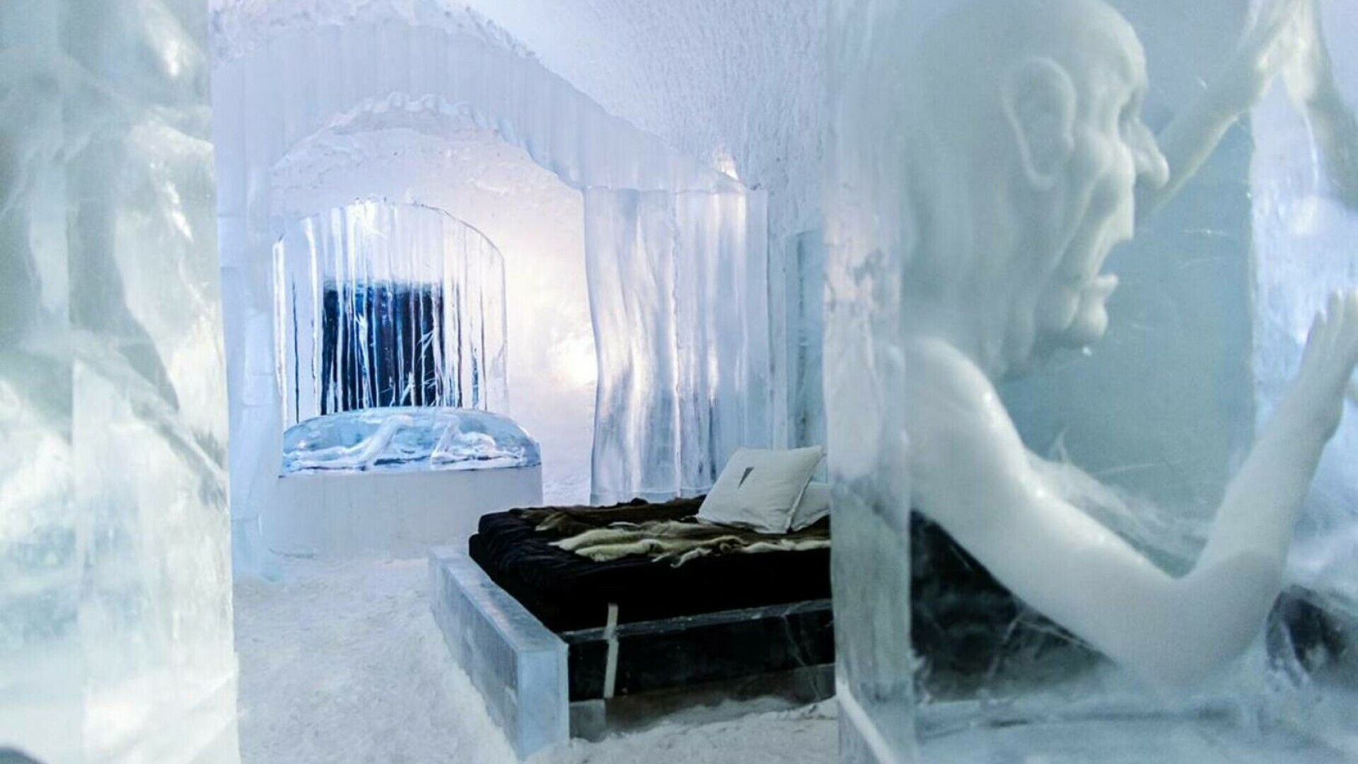 Icehotel – Suedia