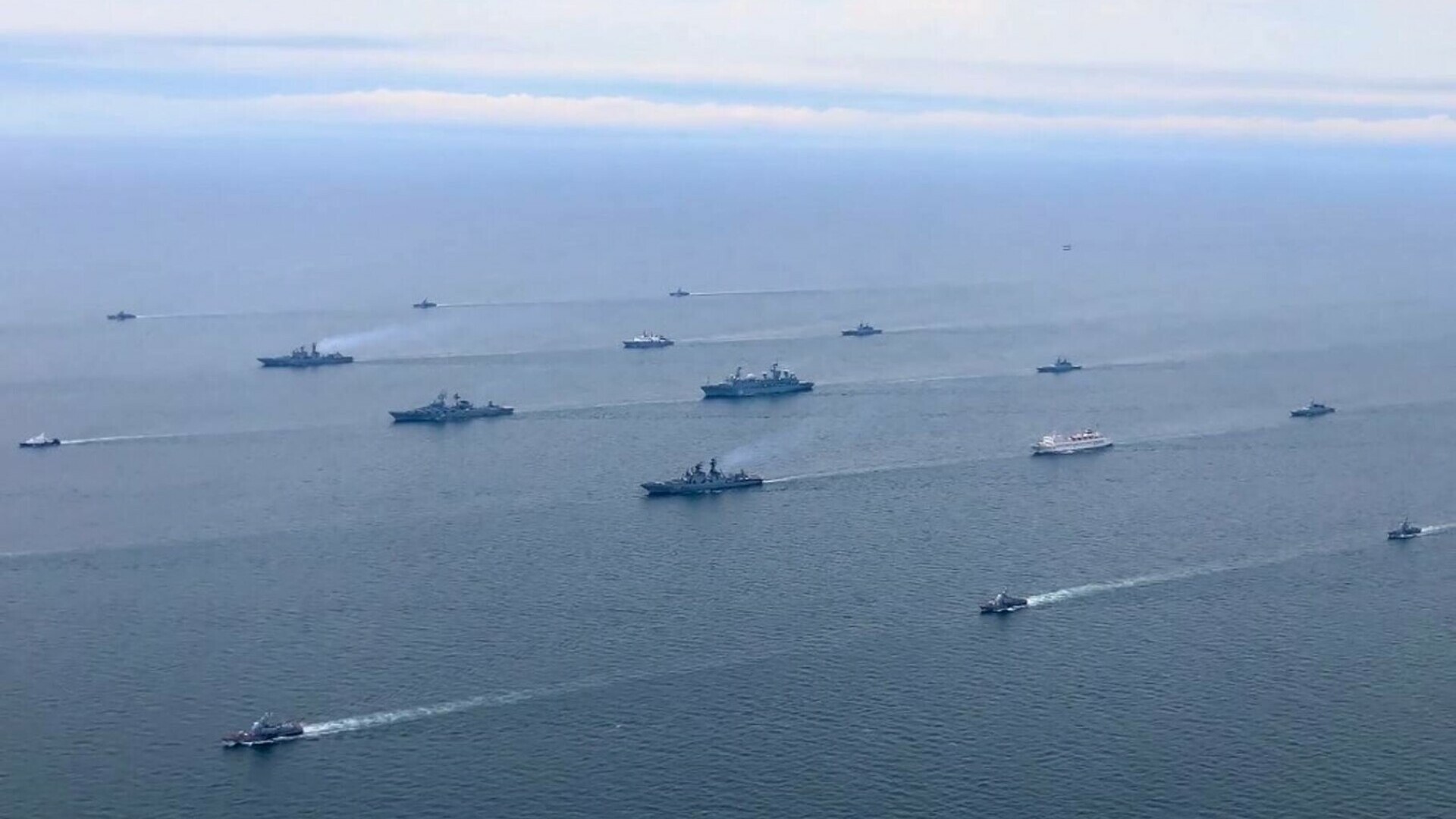 China și-a trimis o parte dintre navele de luptă în extremul estic al Rusiei. Mișcarea pregătită de Putin și Xi