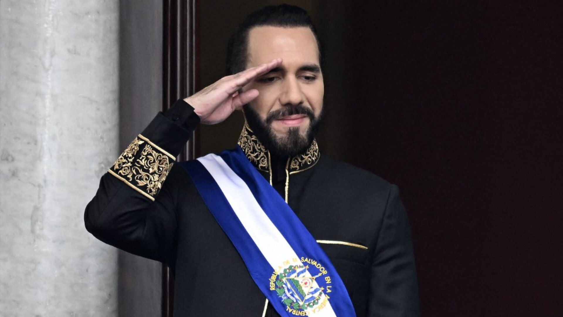 „Cel mai cool dictator din lume” ar putea rămâne președinte pe viață. „Astăzi, democraţia a murit”