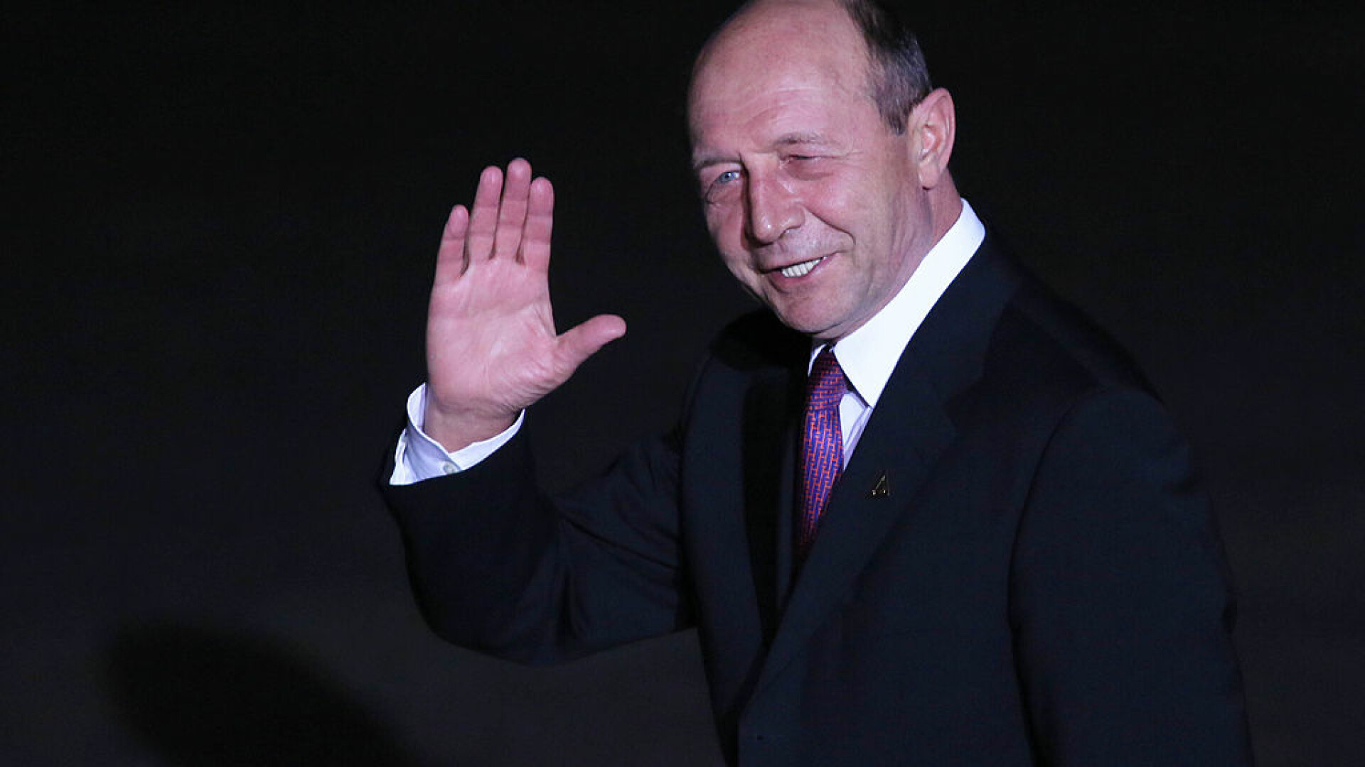Premierul Ilie Bolojan anunță că Traian Băsescu va primi, gratuit, o locuință de protocol: ”Vom tranșa această problemă”