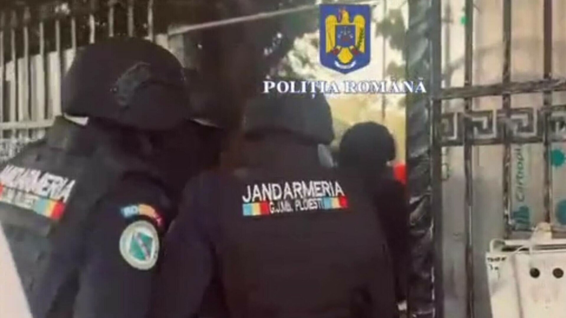 Încăierare între două familii în Ploiești. 13 reținuți, inclusiv un minor. De la ce a pornit conflictul