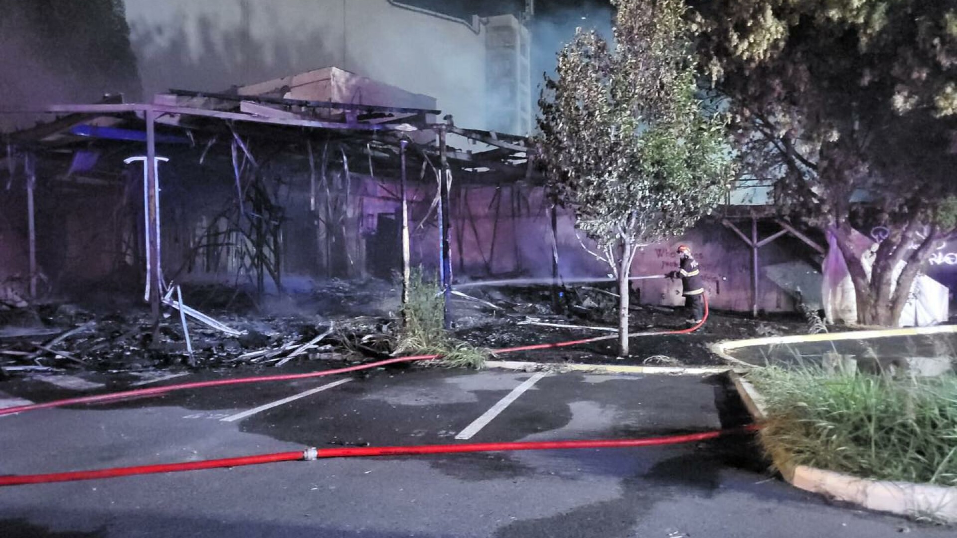 gradina de vara mamaia incendiu