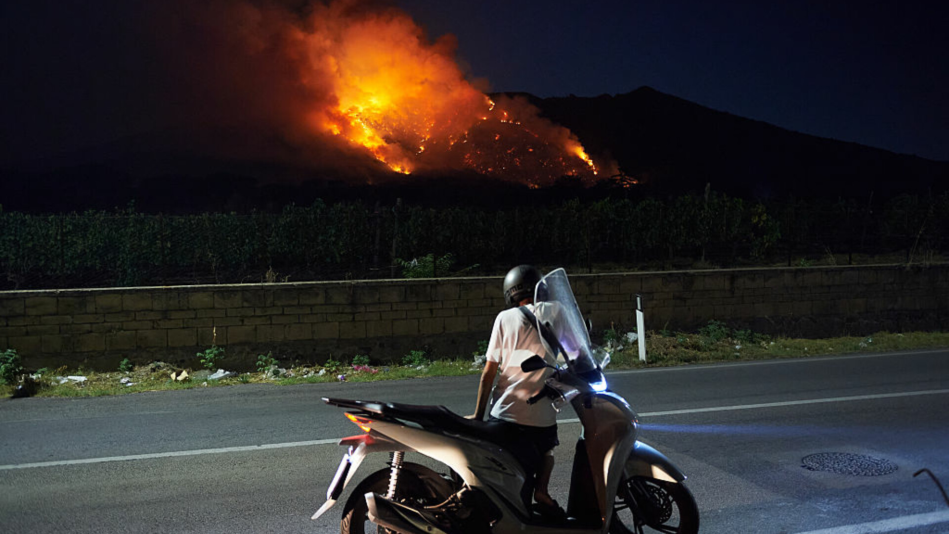 incendiu vegetatie vezuviu