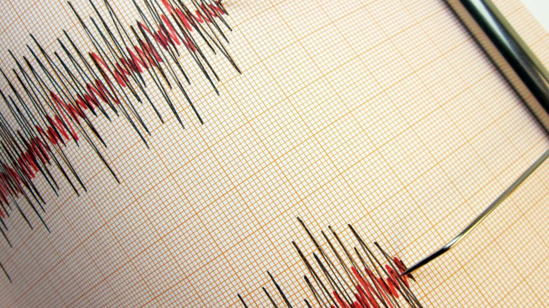 Peste 200 de replici seismice în Turcia după cutremurul cu magnitudinea de 6,1. Zeci de răniți și un mort
