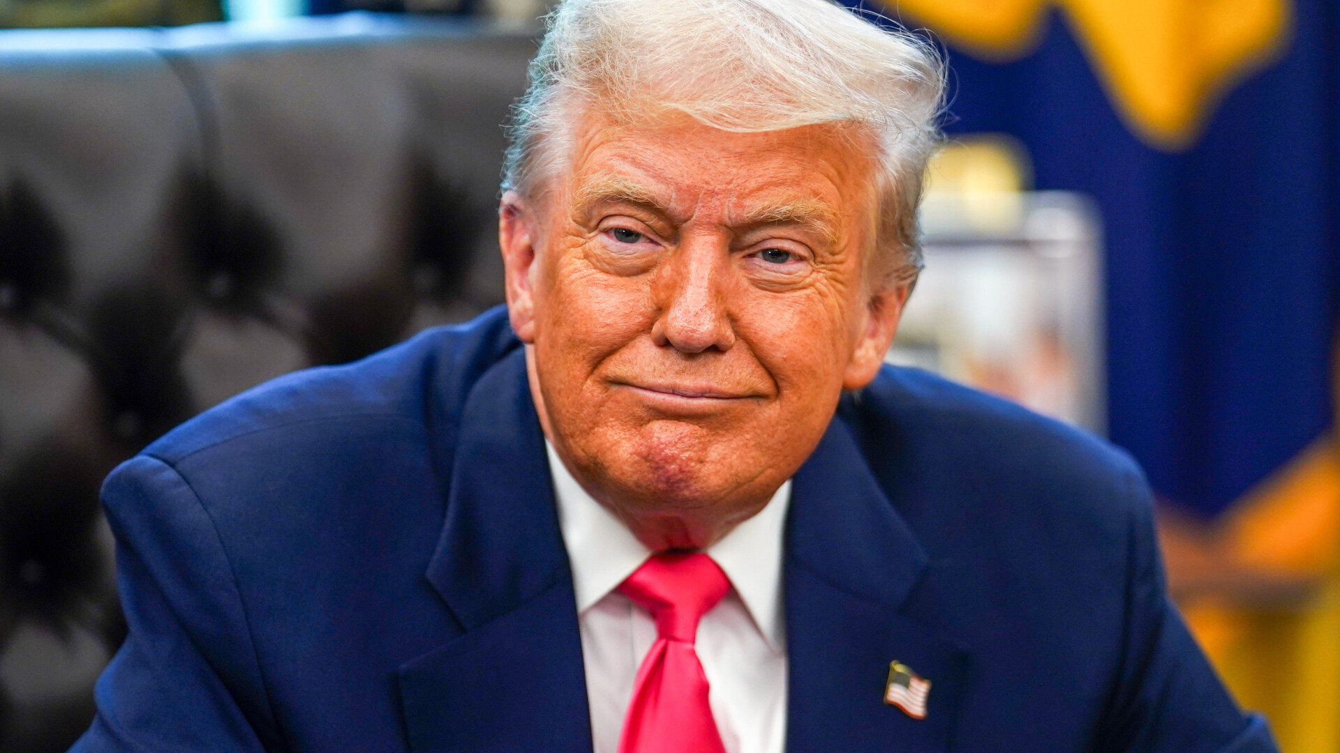 Trump schimbă foaia și anunță, prin ambasadorul SUA la NATO, că va oferi Ucrainei „capacități de lovire în profunzime