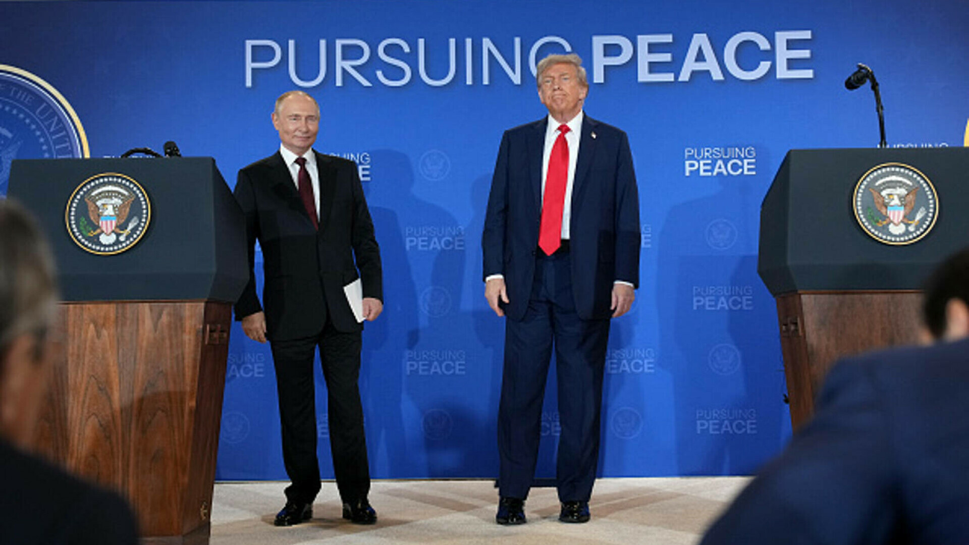 Donald Trump şi Vladimir Putin au făcut declaraţii de presă comune