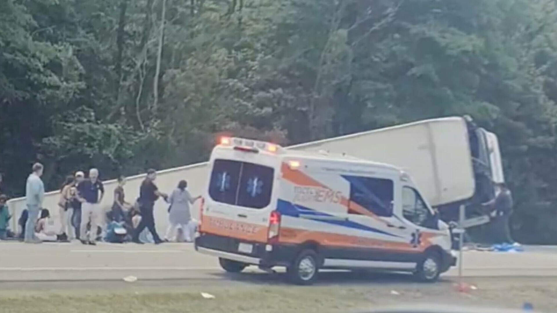 autocar rasturnat new york