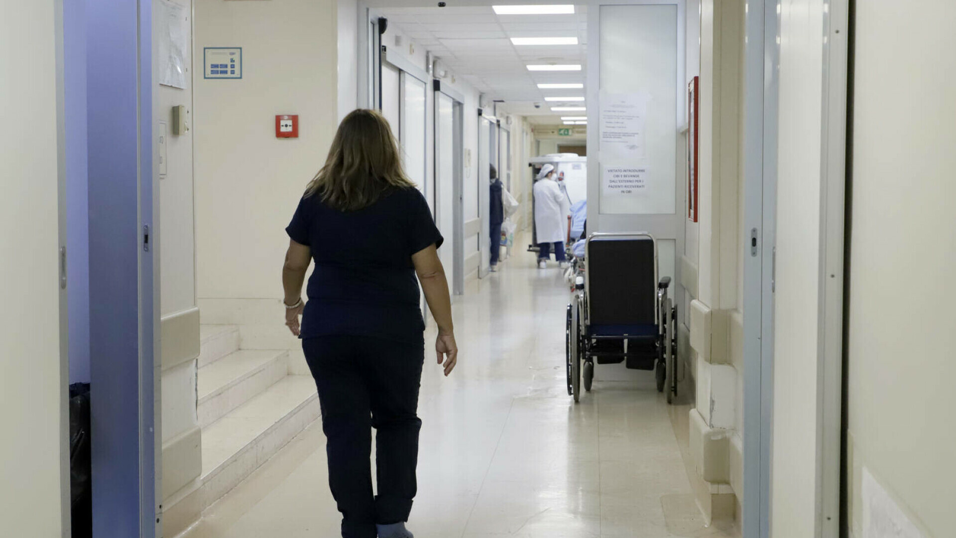 Pacienţii pot raporta dacă un medic de la stat i-a trimis la privat. Cum se fac sesizările și ce date trebuie completate