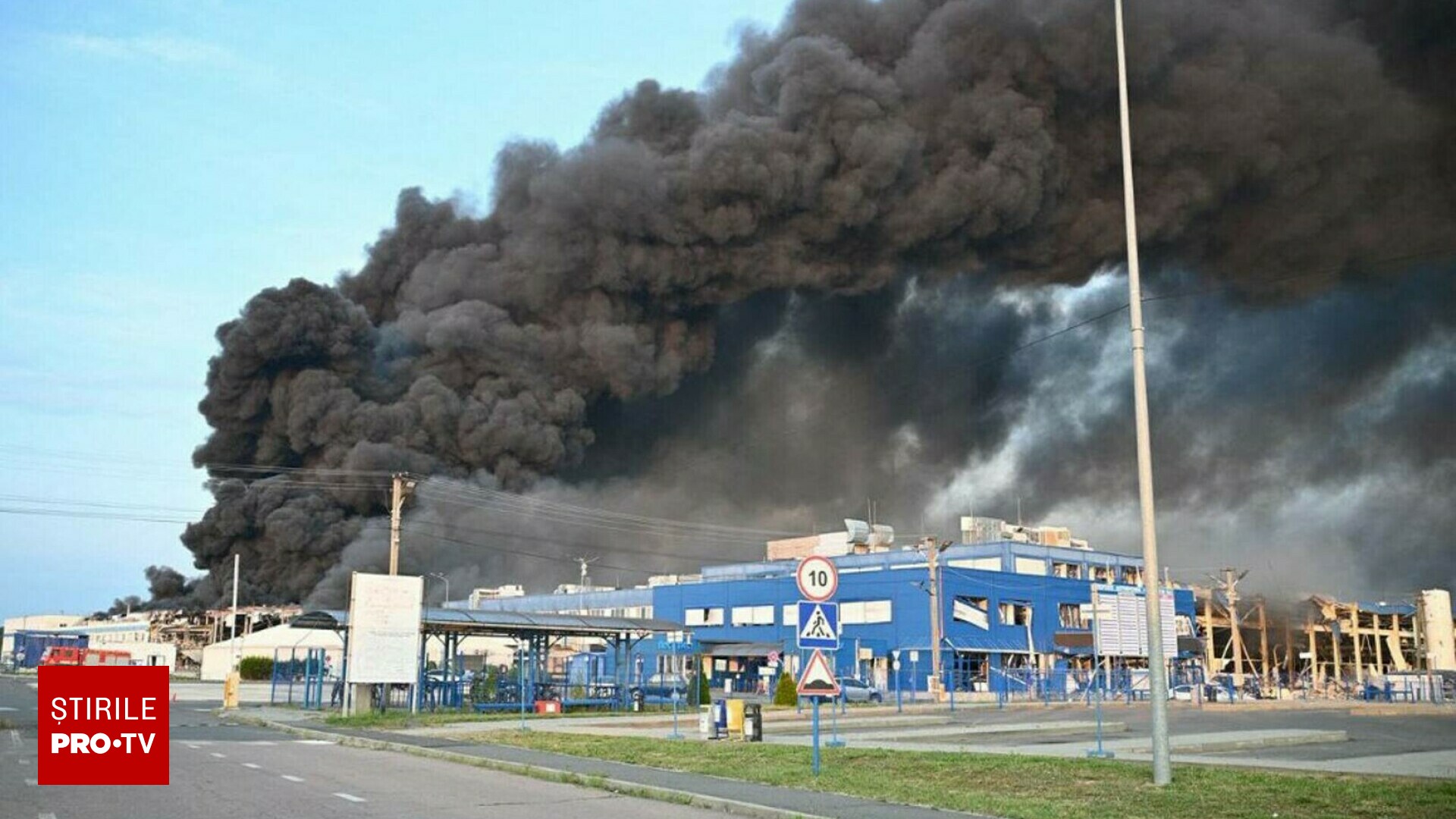 Lavrov sus&#355;ine c&#259; &bdquo;n-a auzit&rdquo; de atacul rusesc asupra fabricii americane de electrocasnice din Ucraina: &bdquo;Oamenii sunt naivi&rdquo;