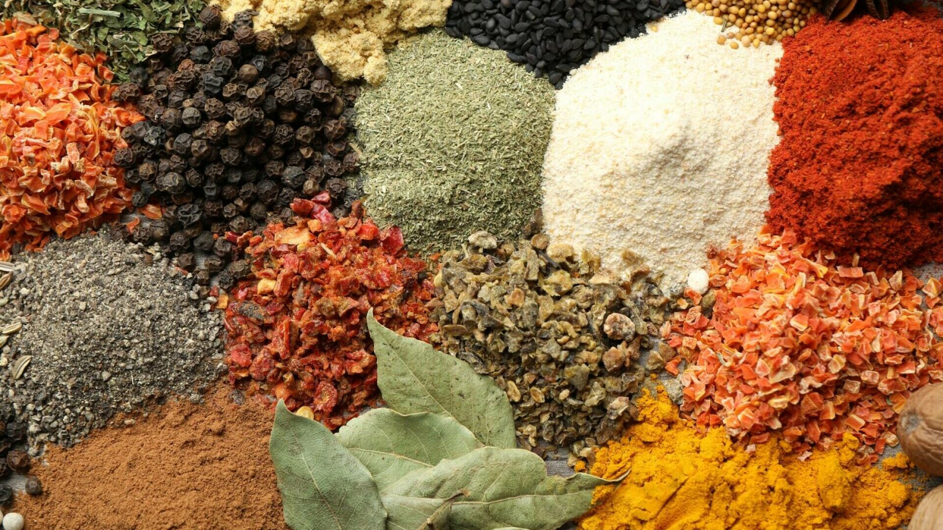 Condimente care combat inflamația din corp: soluții naturale pentru o viață sănătoasă