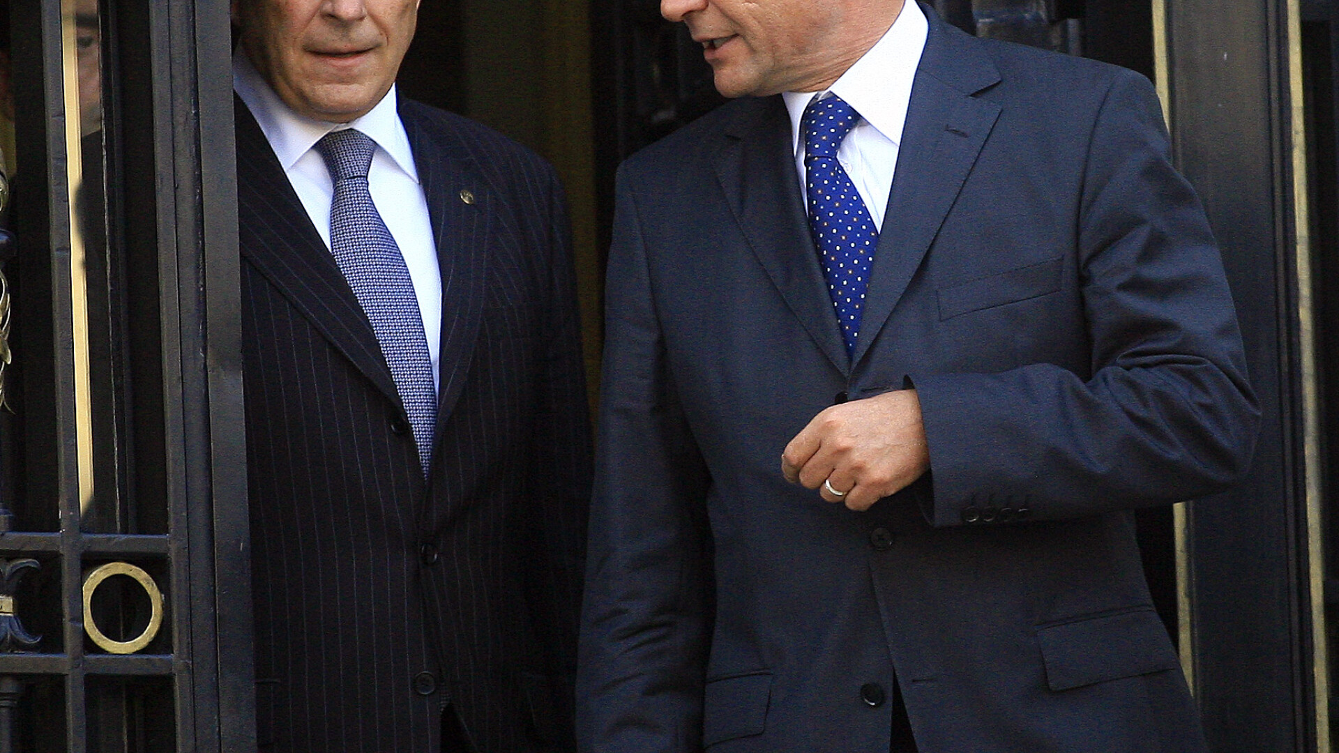 Mugur Isarescu si Traian Basescu
