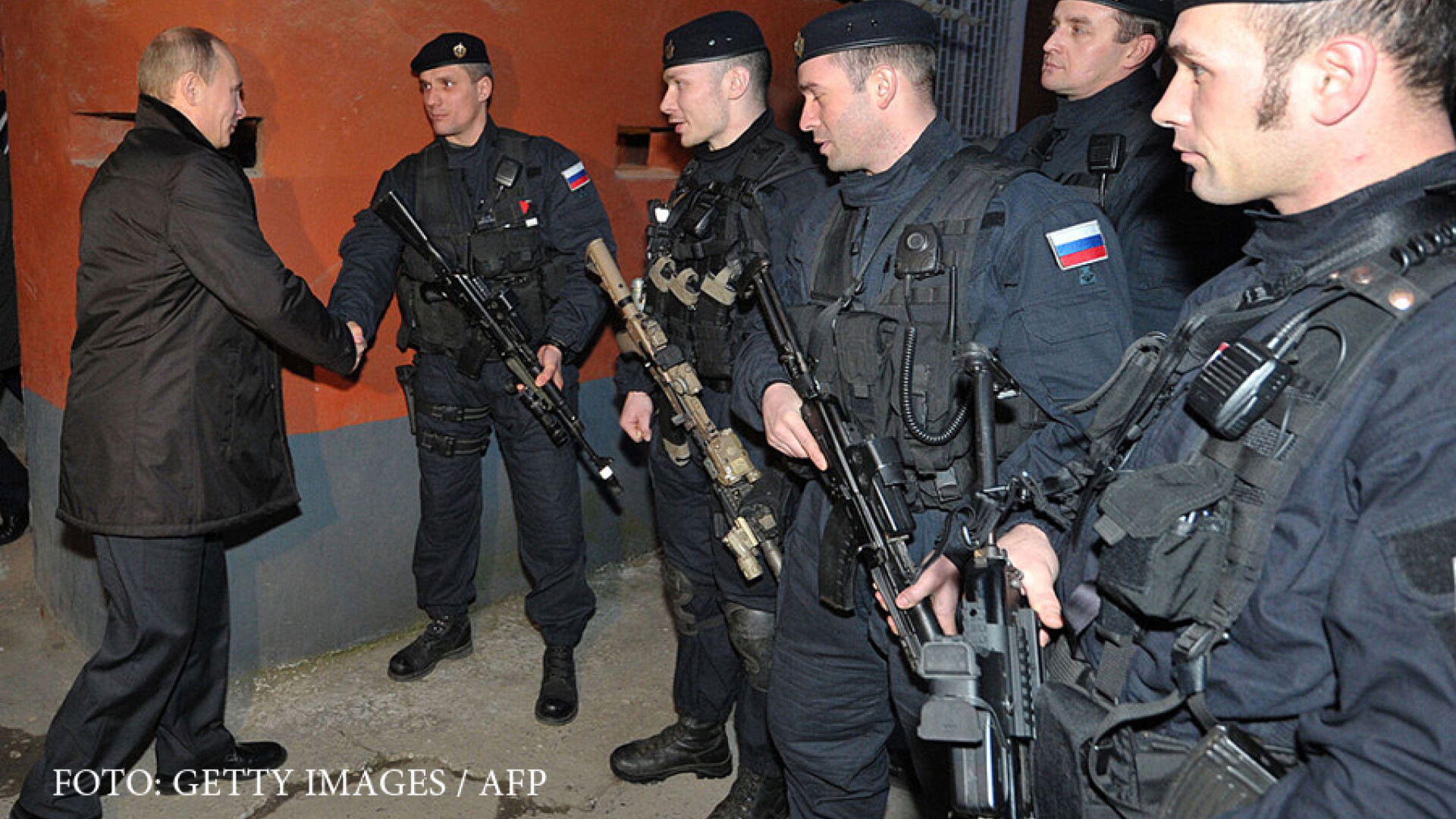Vladimir Putin se intalneste cu trupele speciale cecene ale FSB