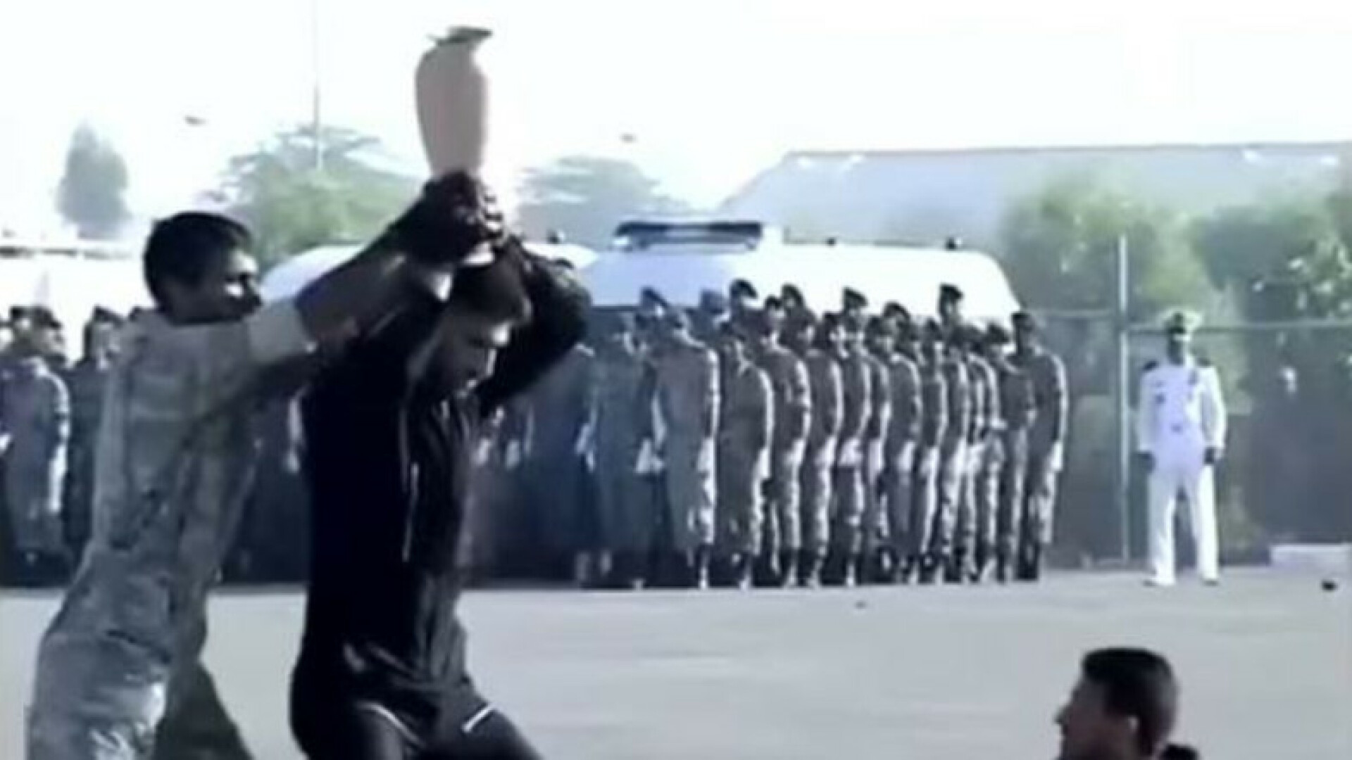 iran demonstratie militara