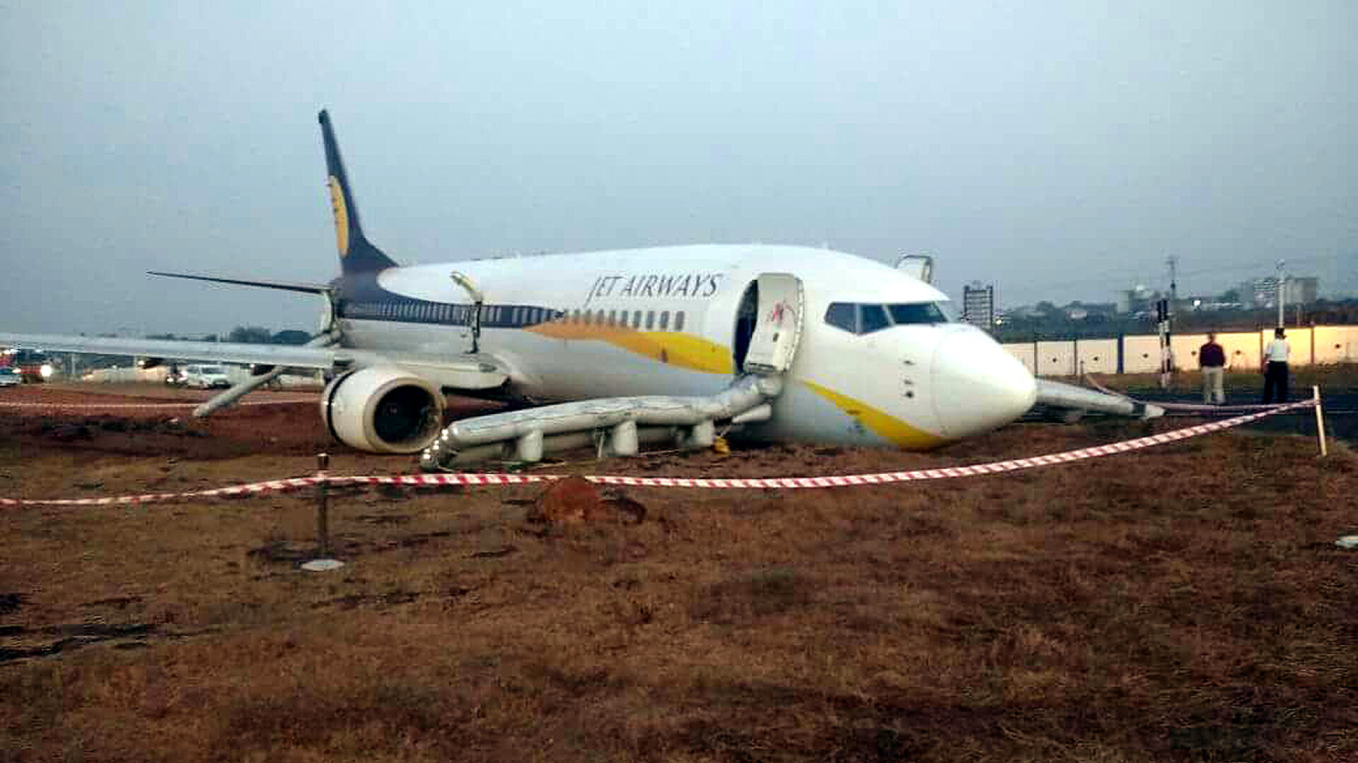 avion iesit de pe pista India - Agerpres