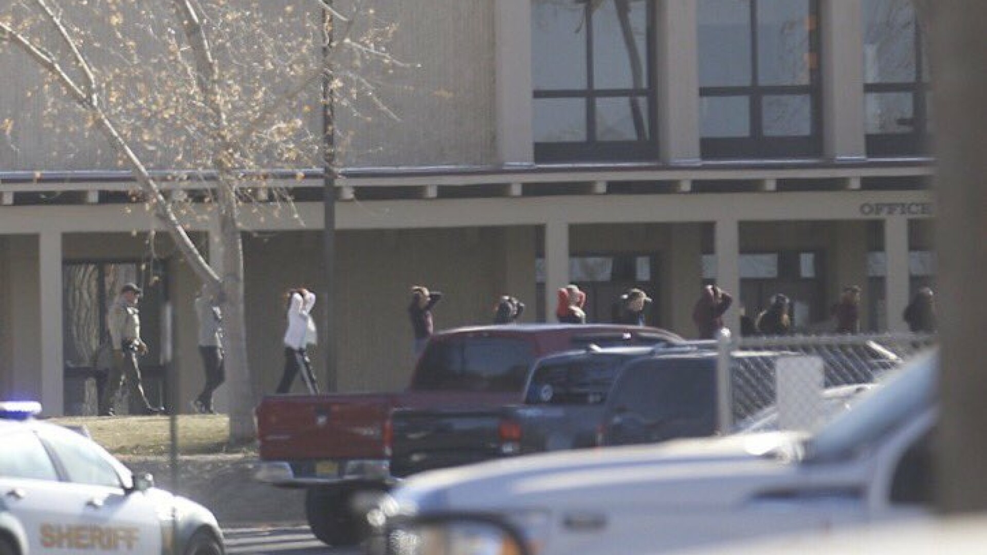 atac armat liceu New Mexico
