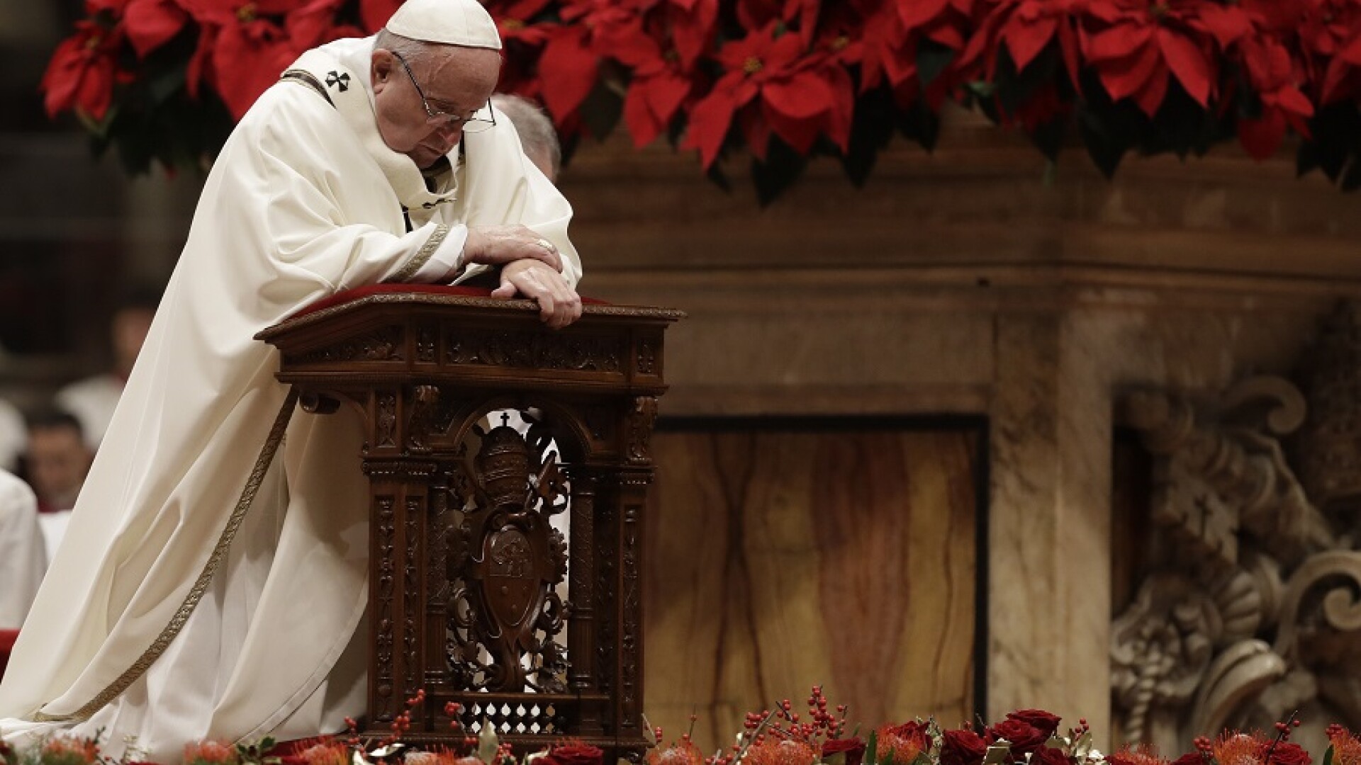 Papa Francisc la slujba din Ajunul Craciunului