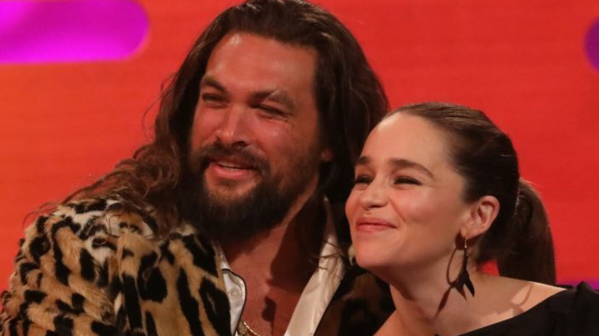 Cum a ajutat-o Jason Momoa pe Emilia Clarke să riposteze împotriva scenelor nud