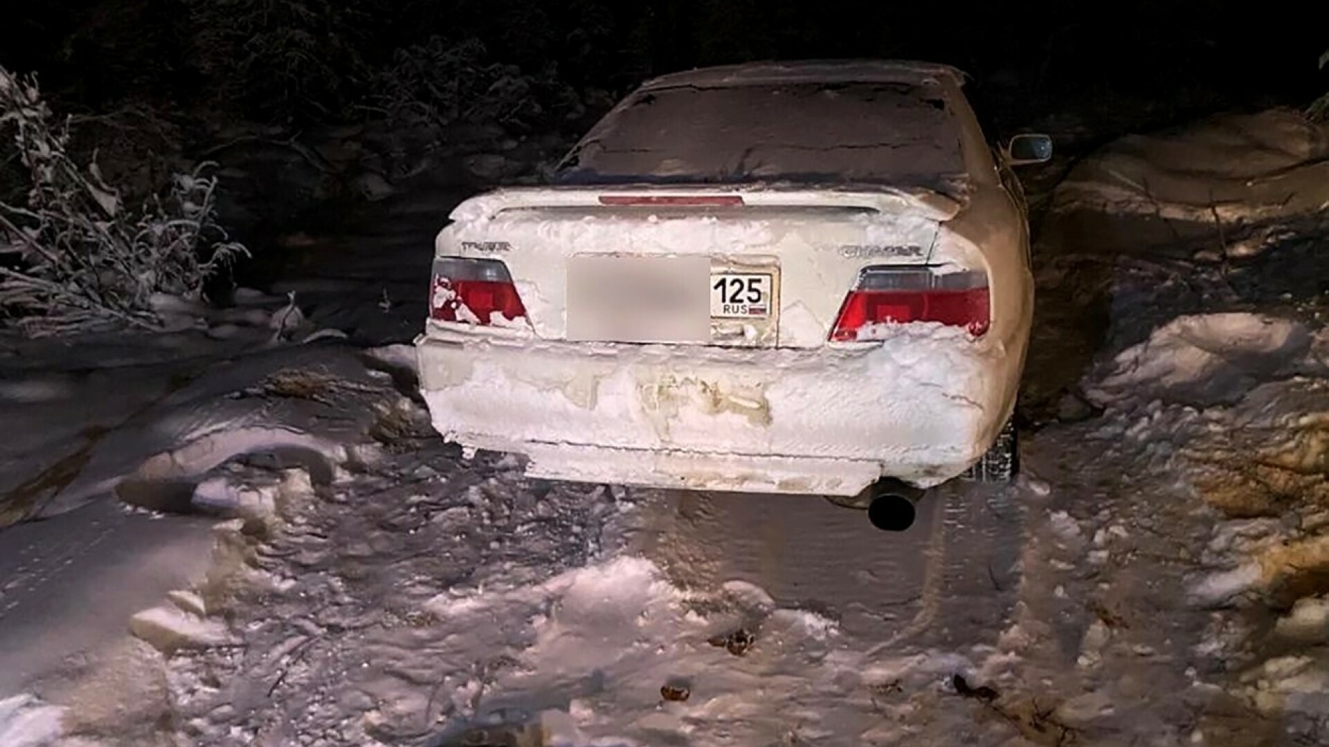 Un tânăr a murit înghețat în mașină, la -50 de grade, după ce mașina i s-a stricat pe Drumul Oaselor - 6