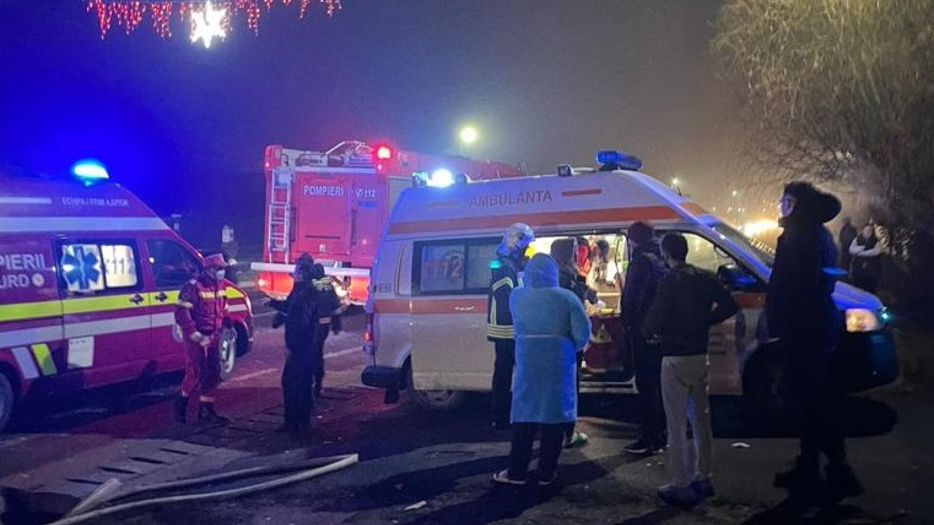 Explozie puternică într-un magazin alimentar din județul Prahova. Patru persoane se aflau în interior