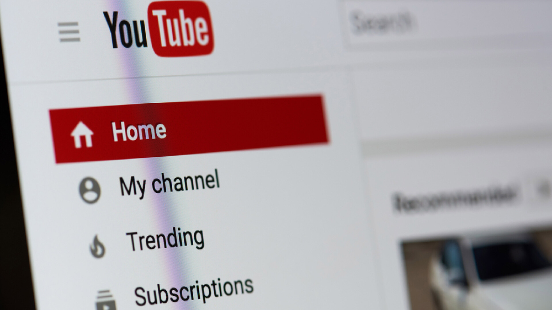Țara care va interzice YouTube pentru cei sub 16 ani. „Nu e loc pentru algoritmii prădători care vizează copiii”