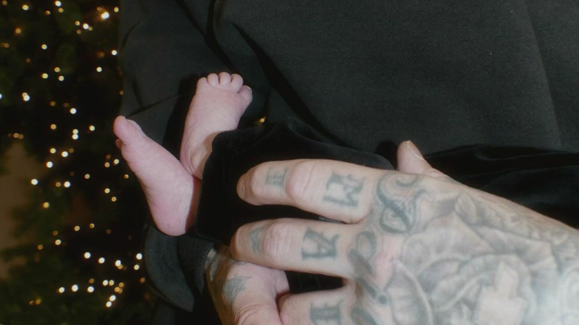 Bebelușul lui Kourtney Kardashian și Travis Barker