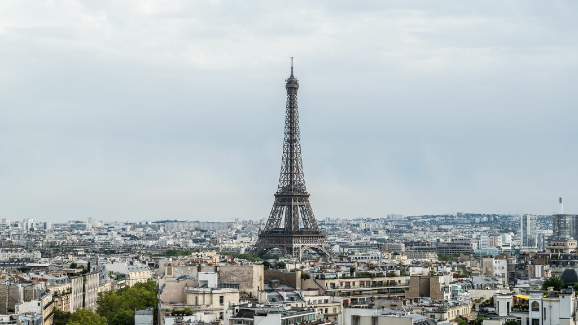 Paris, Franța