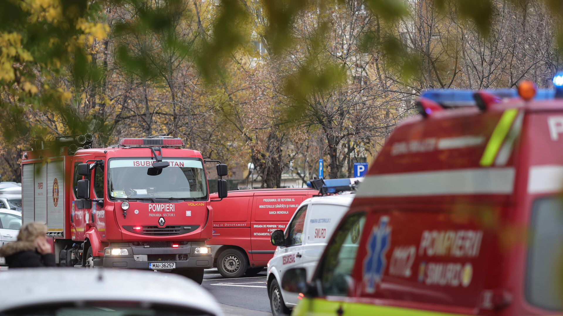 Autospeciala de pompieri si ambulanta SMURD