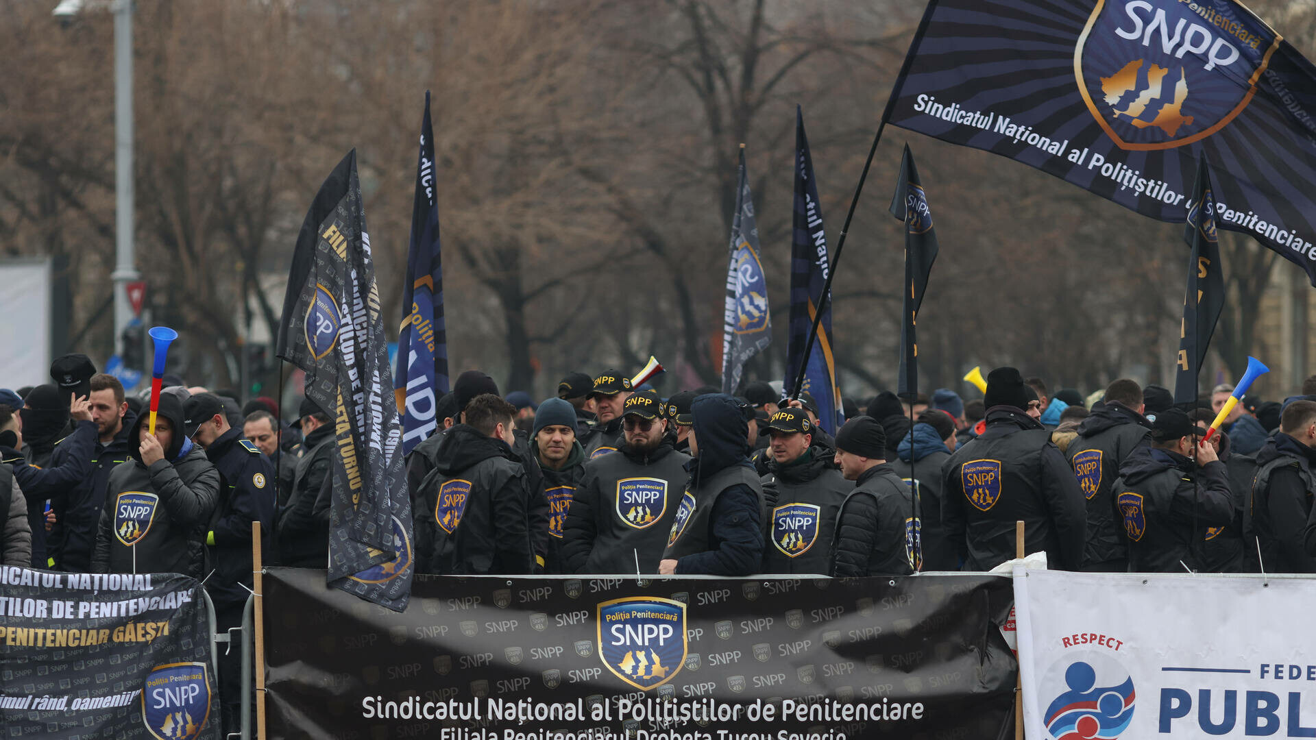 protest, piata victoriei, sindicalisti, politisti