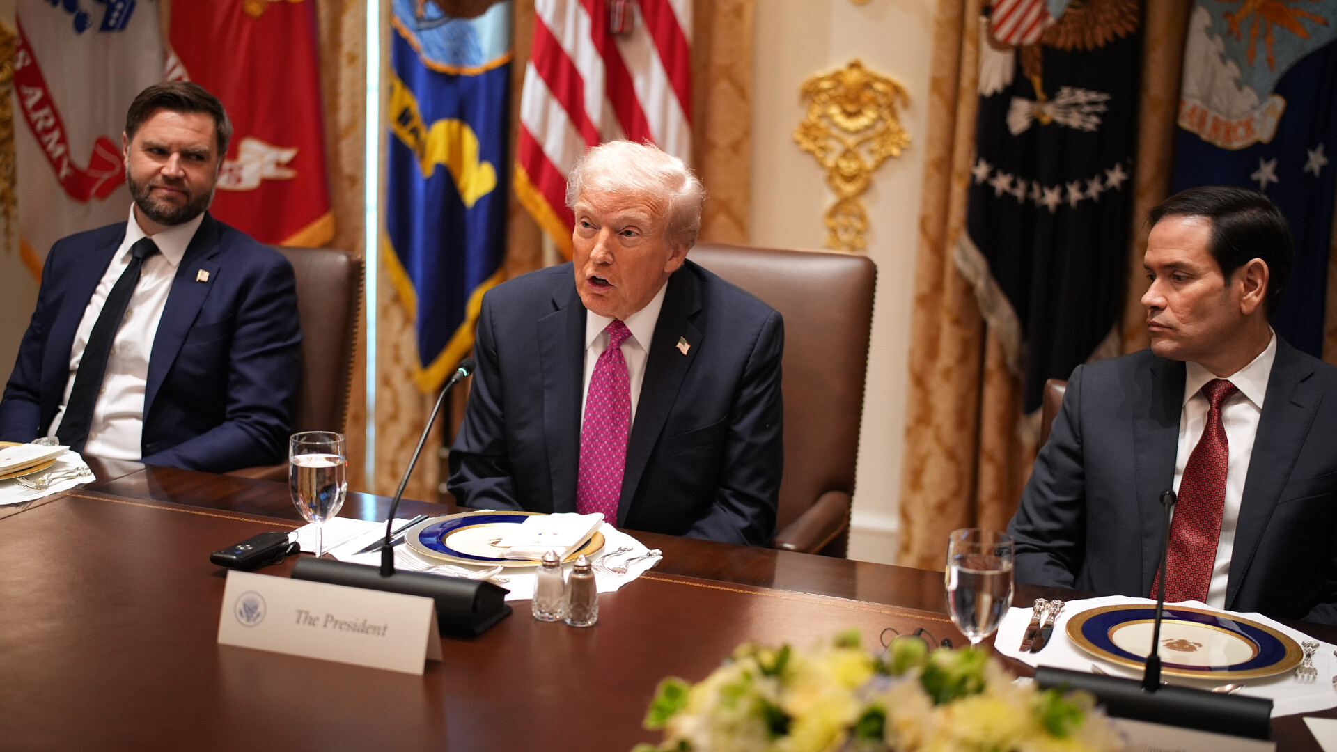 JD Vance, Donald Trump și Marco Rubio