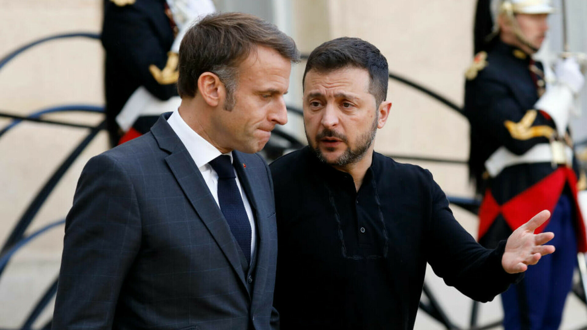 emmanuel macron volodimir zelenski