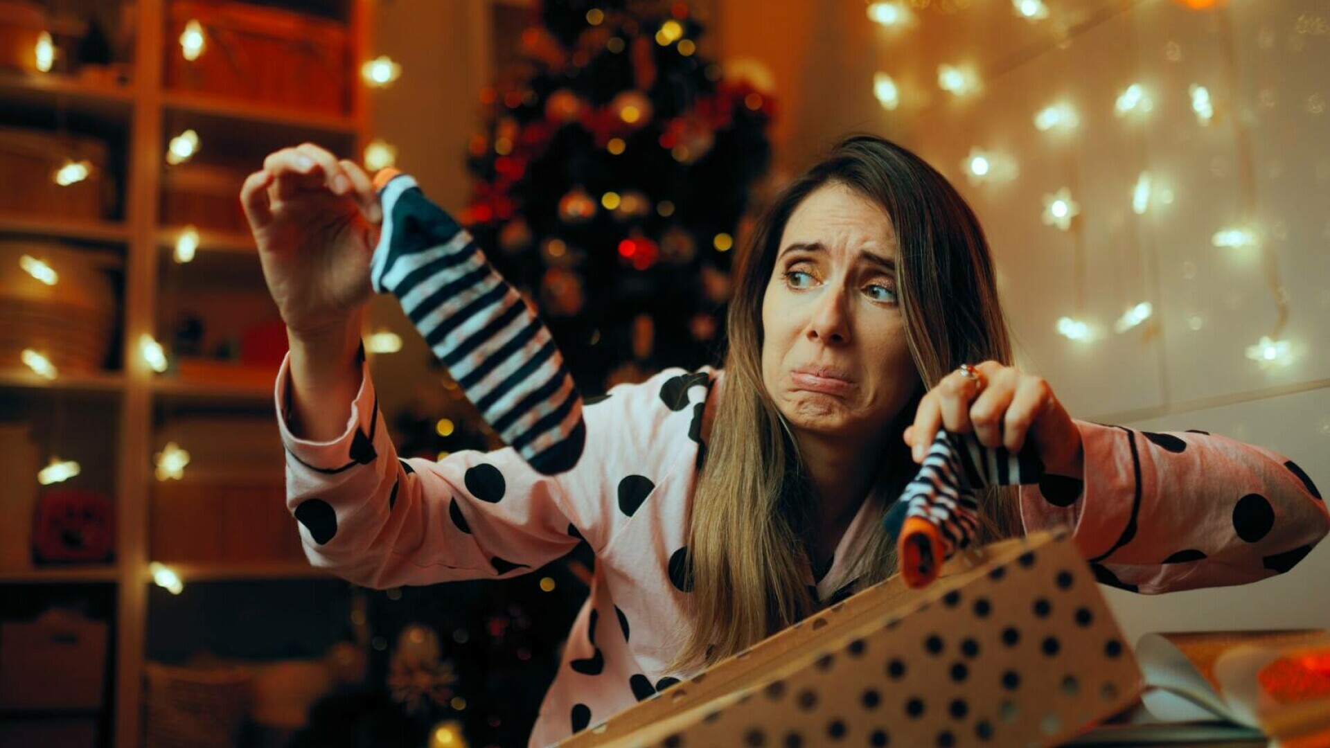 Cadouri pe care să nu le faci niciodată — semnificații ascunse. Ce nu este bine să oferi niciodată cadou