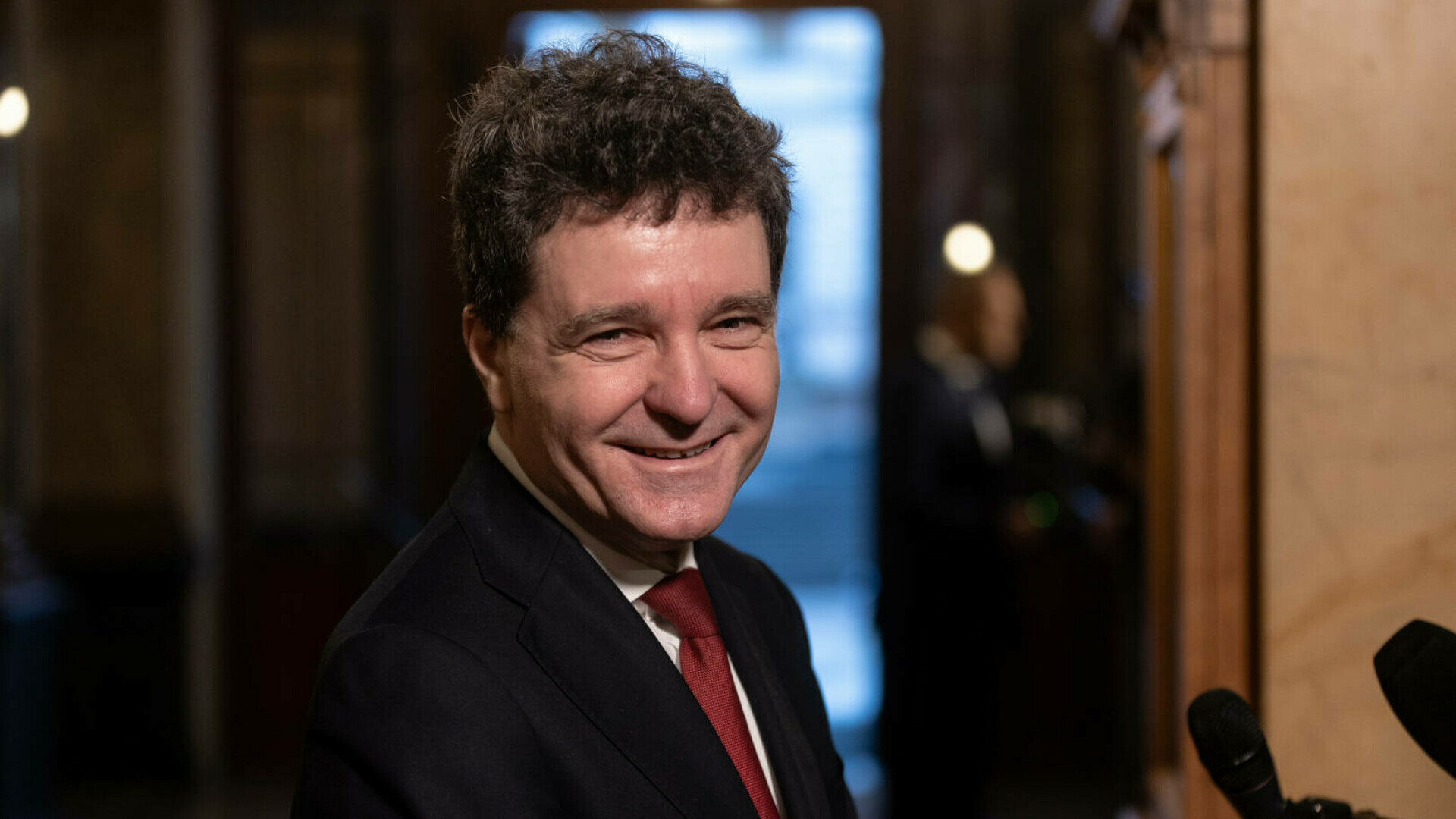 Nicușor Dan: „Președintele recâștigă dreptul de a sesiza CCR pentru orice motive, chiar și după reexaminarea din Parlament”