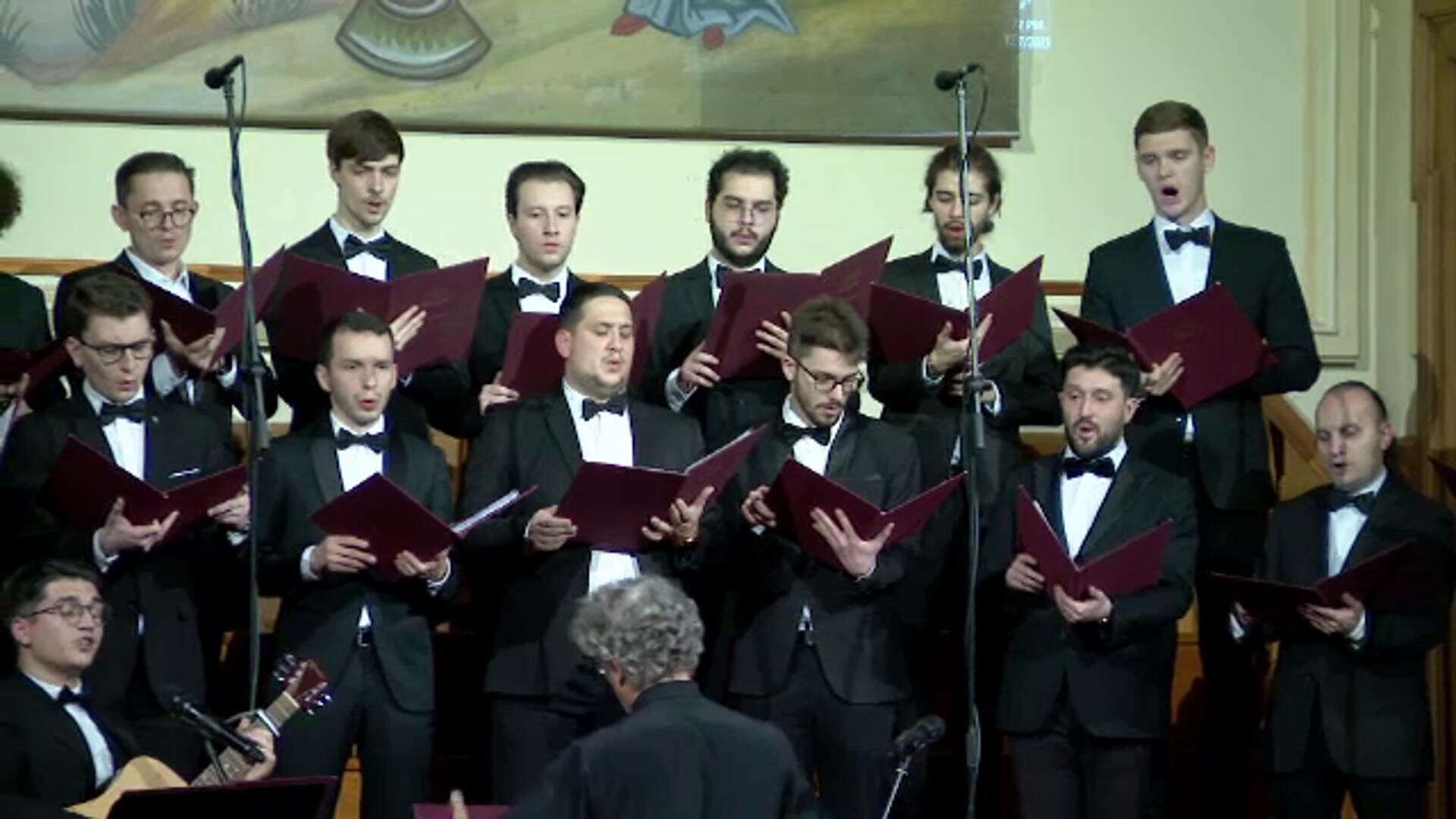 Concert caritabil pentru doi frați bolnavi. Studenții de la Teologie au cântat pentru a strânge bani de tratament