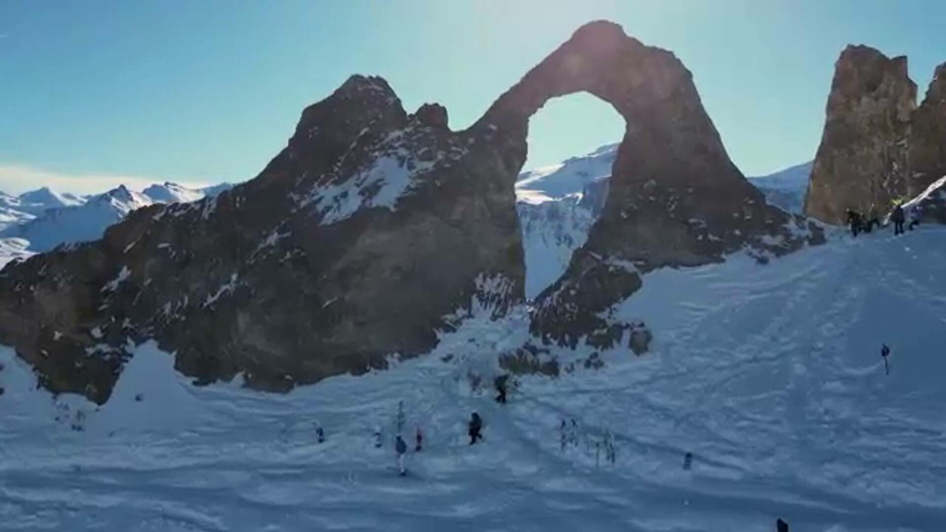 Lipsa zăpezii pune hotelurile de munte în dificultate. Clienții își anulează rezervările de Crăciun și Revelion