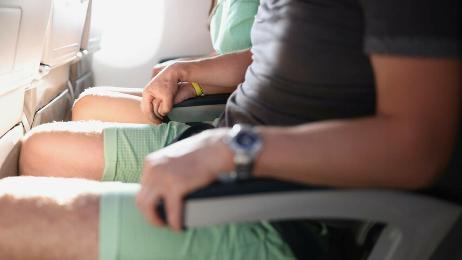 Cum poți scăpa de teama de zbor. Metode pentru a afla dacă vei avea turbulențe pe drum