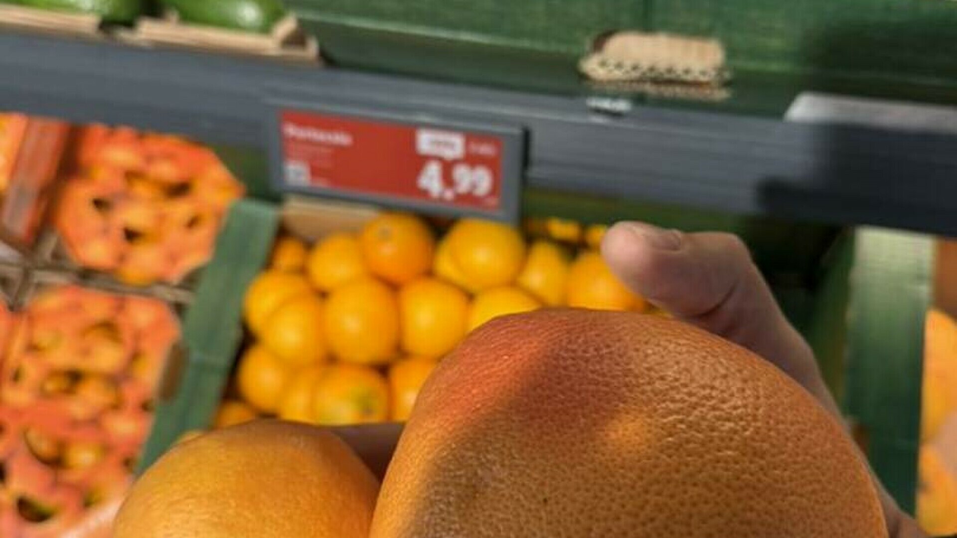 Șeful ANPC: Suntem bătaia de joc a importatorilor de citrice. Lămâile și portocalele din România sunt furaj animalier